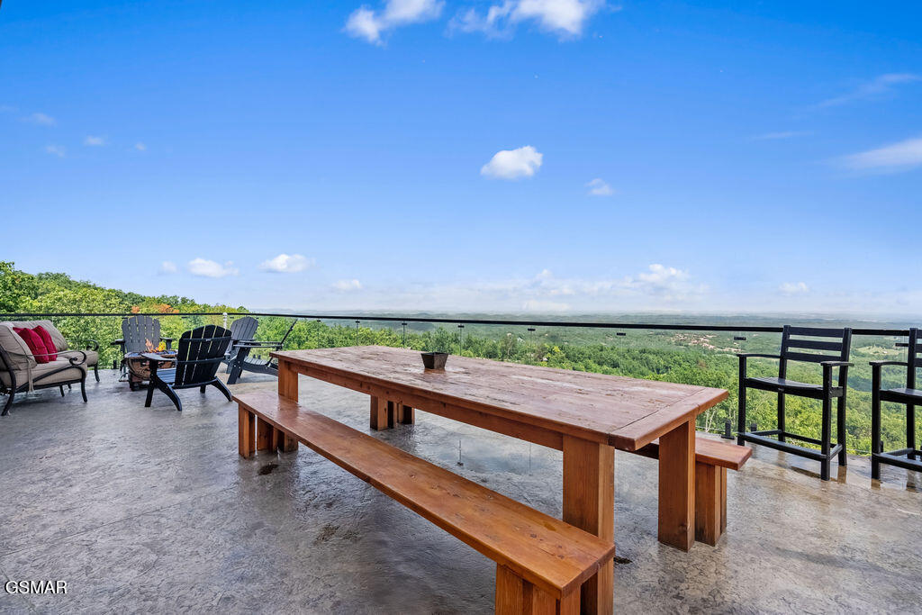 2151 Seagle Hollow Road Road