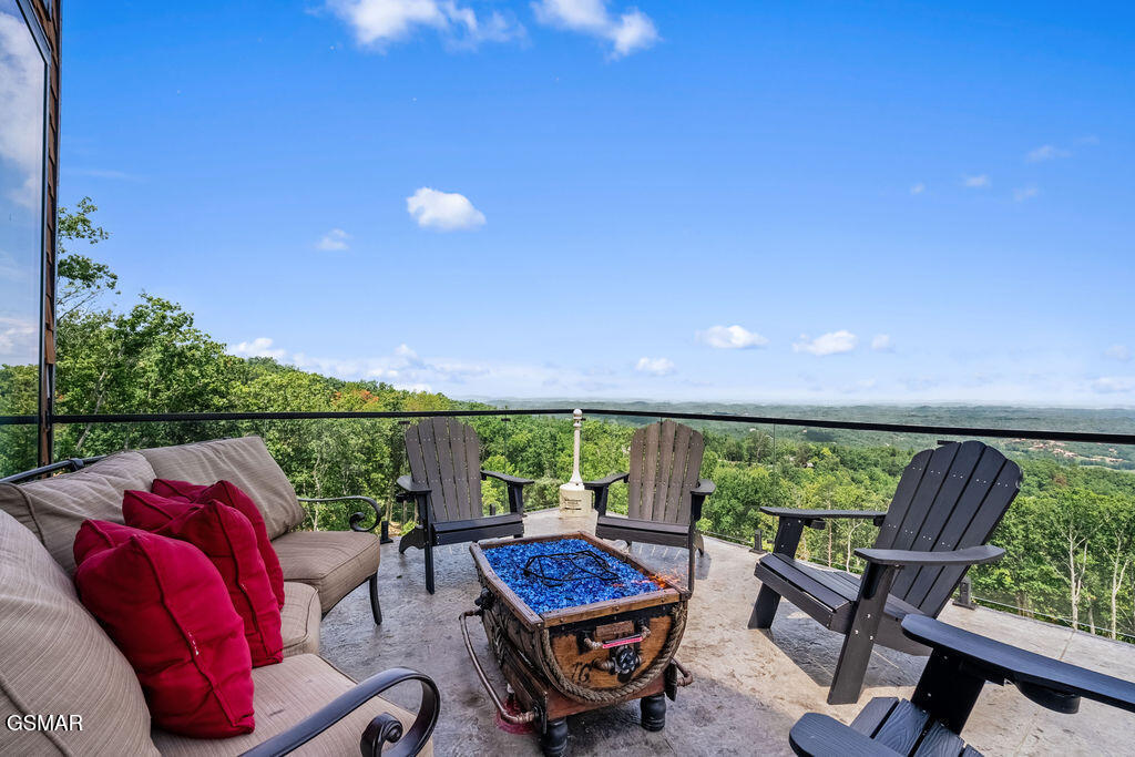 2151 Seagle Hollow Road Road