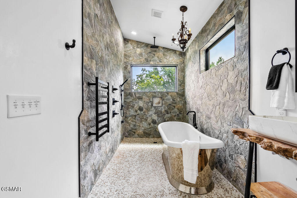 2151 Seagle Hollow Road Road