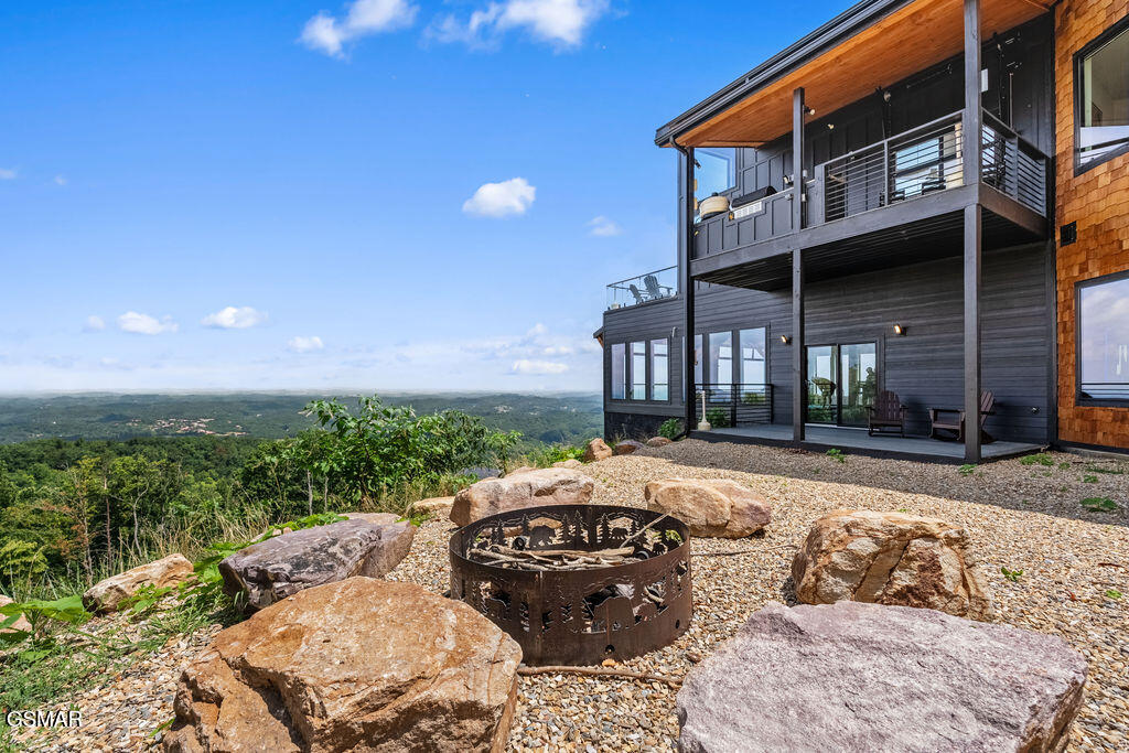 2151 Seagle Hollow Road Road