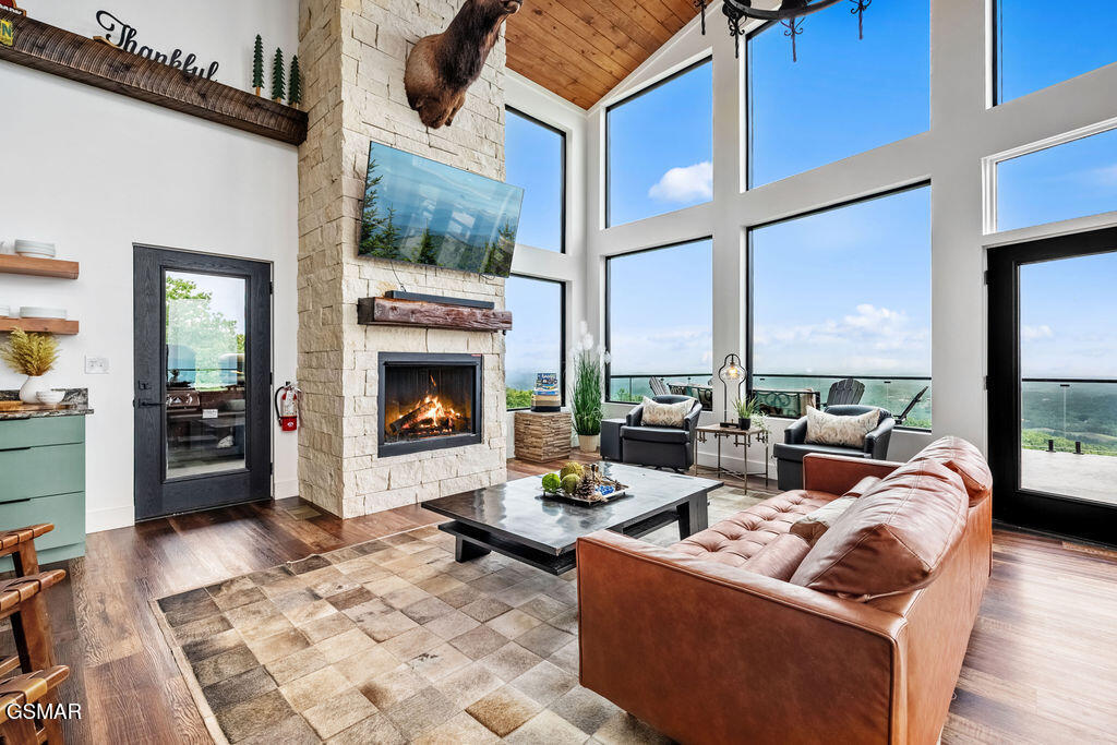 2151 Seagle Hollow Road Road