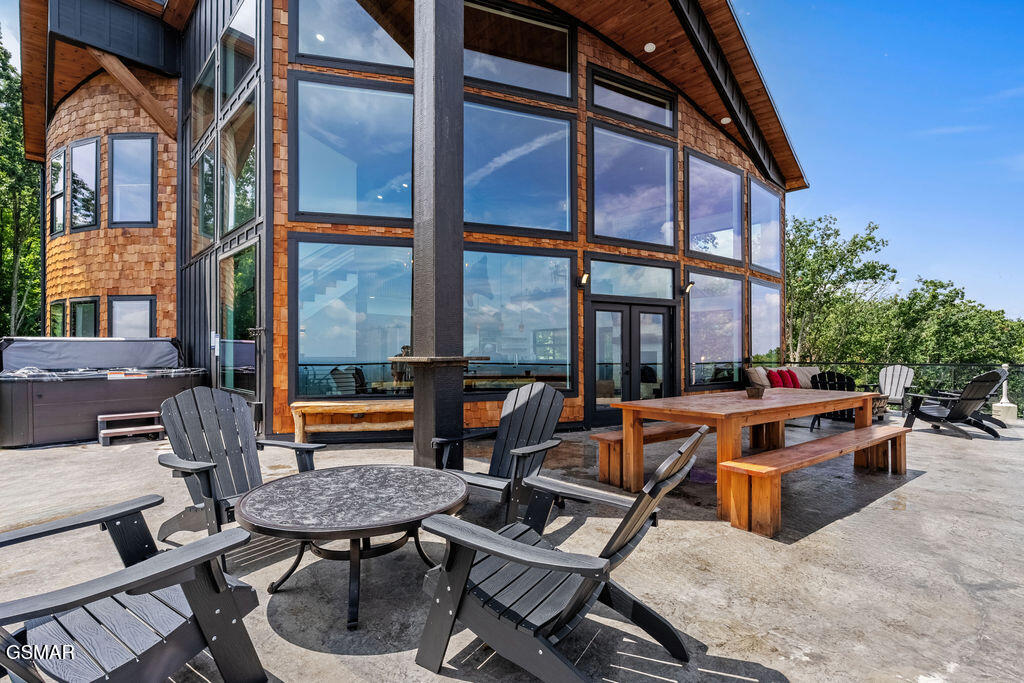 2151 Seagle Hollow Road Road