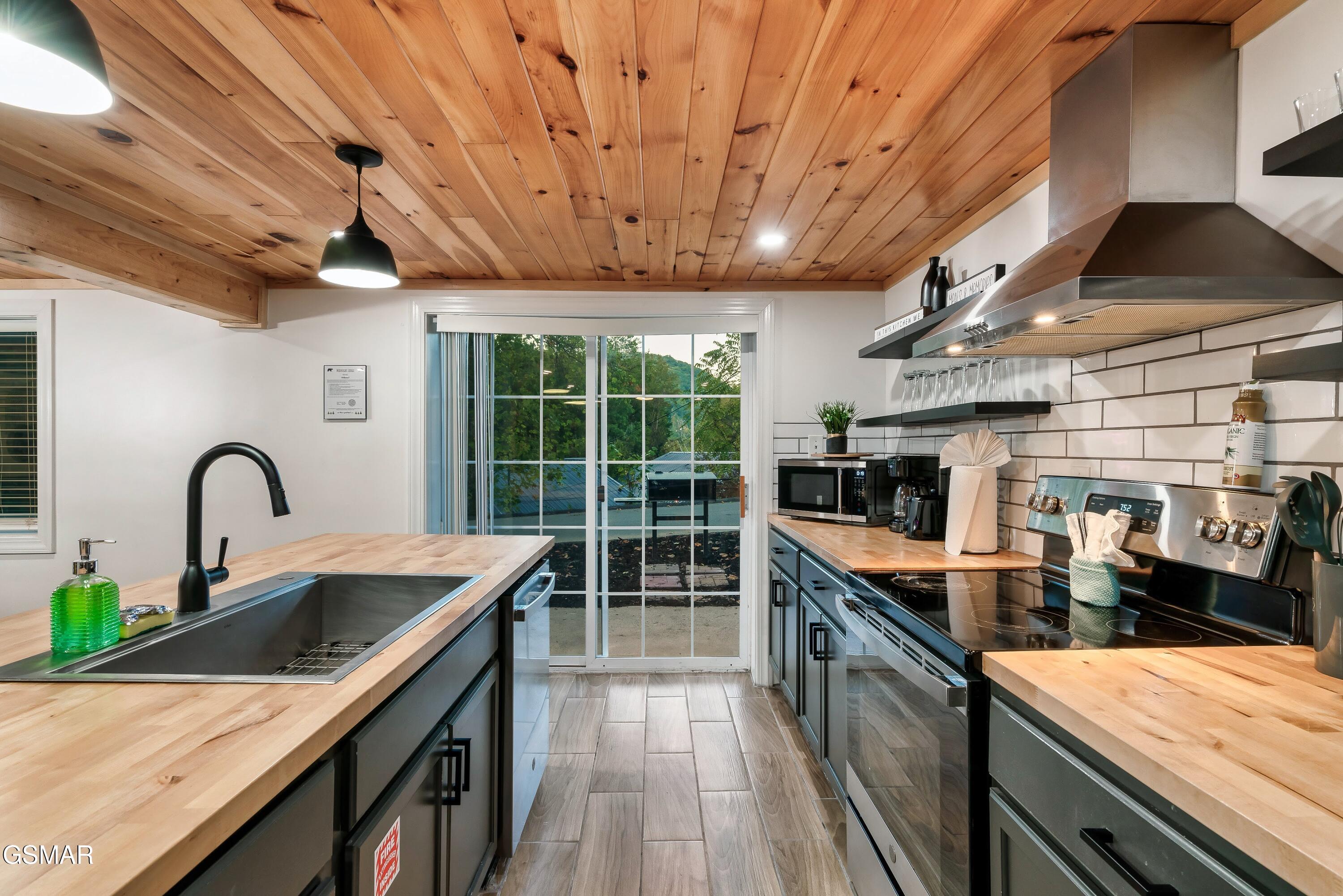 372 Indian Knob Circle Circle