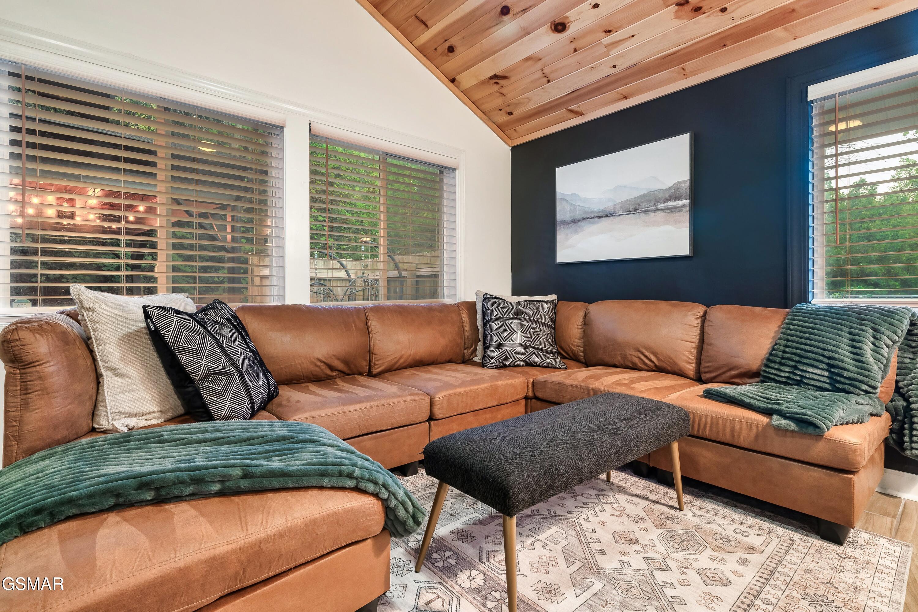 372 Indian Knob Circle Circle