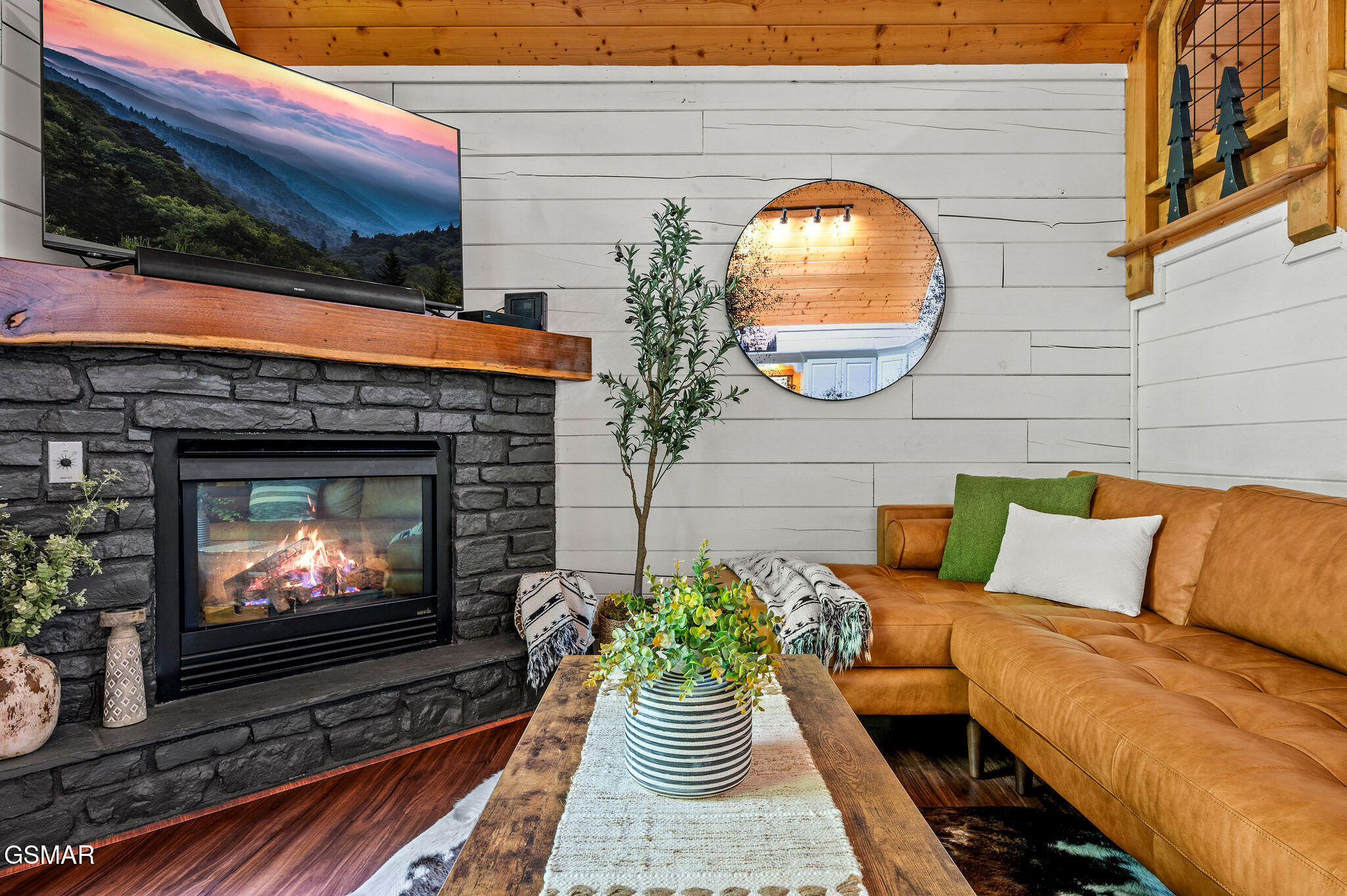 707 Poplar Falls Way