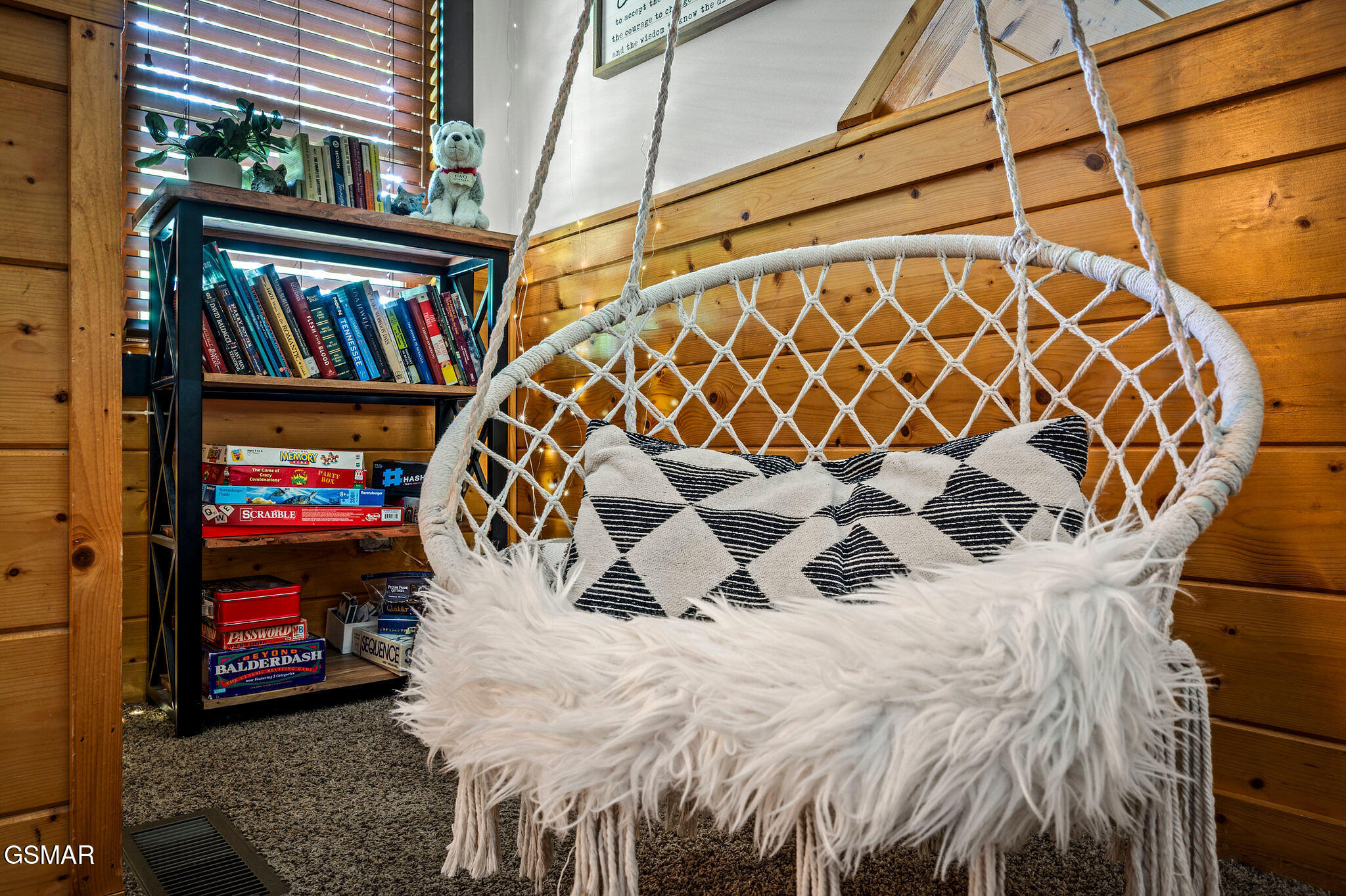 707 Poplar Falls Way