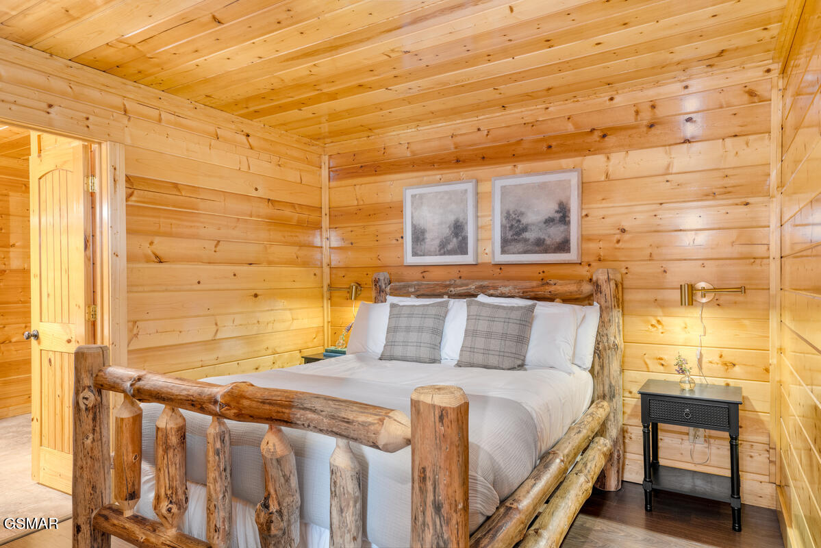 3028 Hickory Lodge Drive Drive