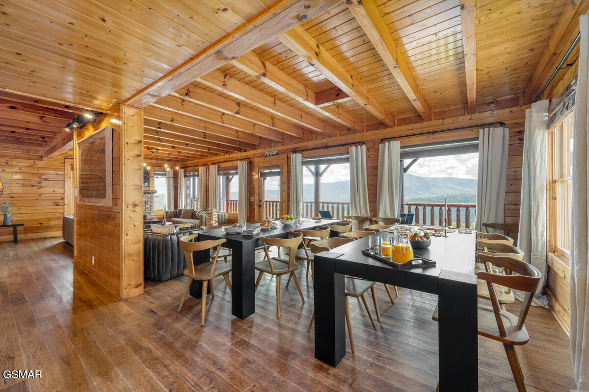 3028 Hickory Lodge Drive Drive