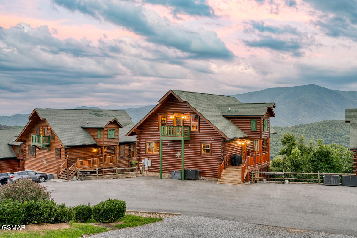 3028 Hickory Lodge Drive Drive