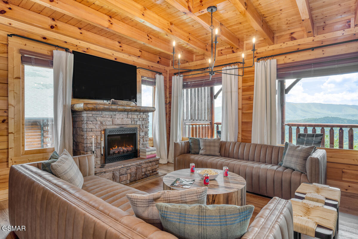 3028 Hickory Lodge Drive Drive