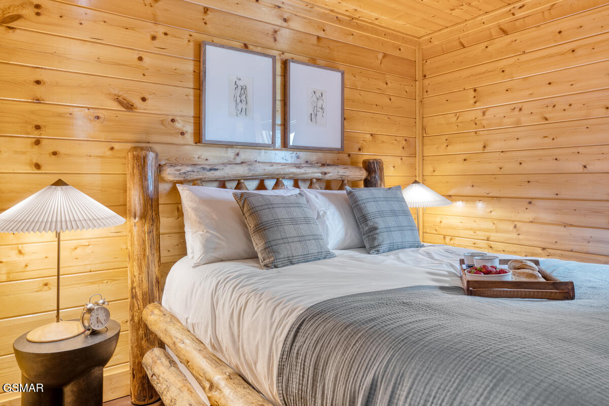 3028 Hickory Lodge Drive Drive