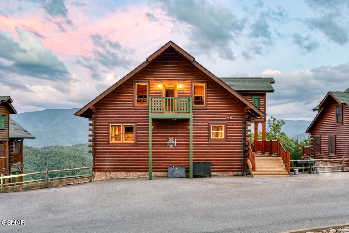 3028 Hickory Lodge Drive Drive