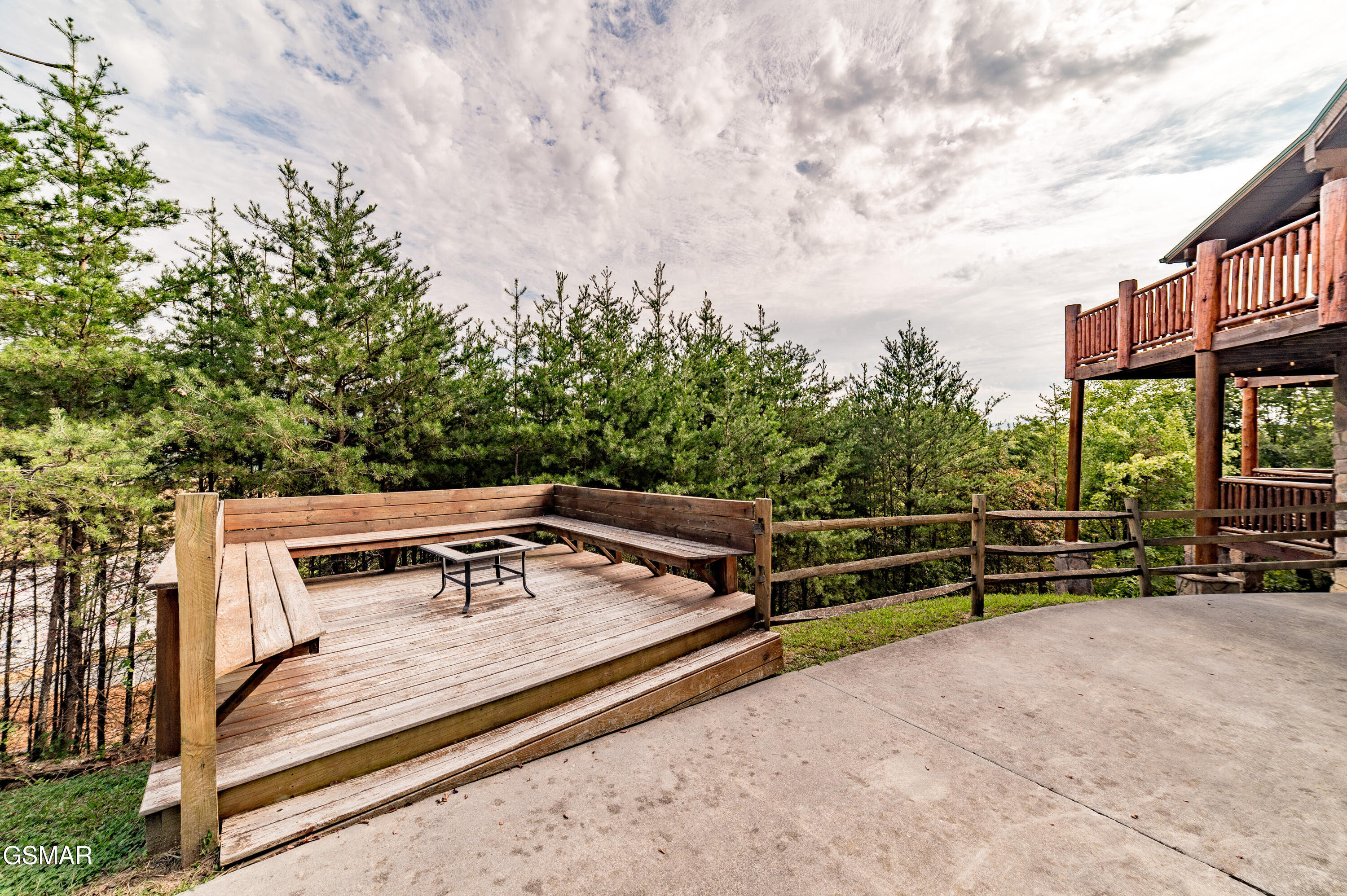 1119 N Trail Drive Drive