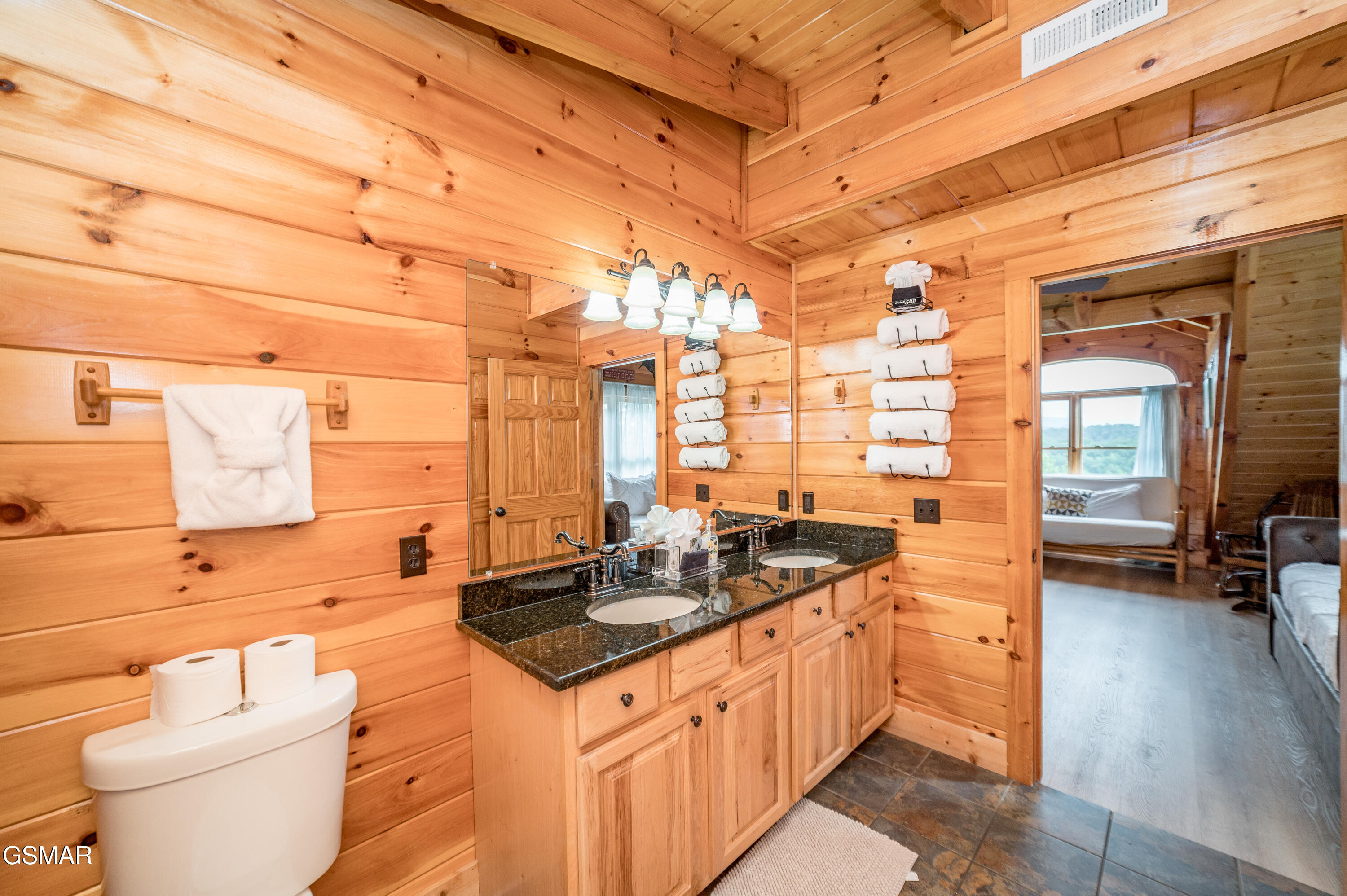 1119 N Trail Drive Drive