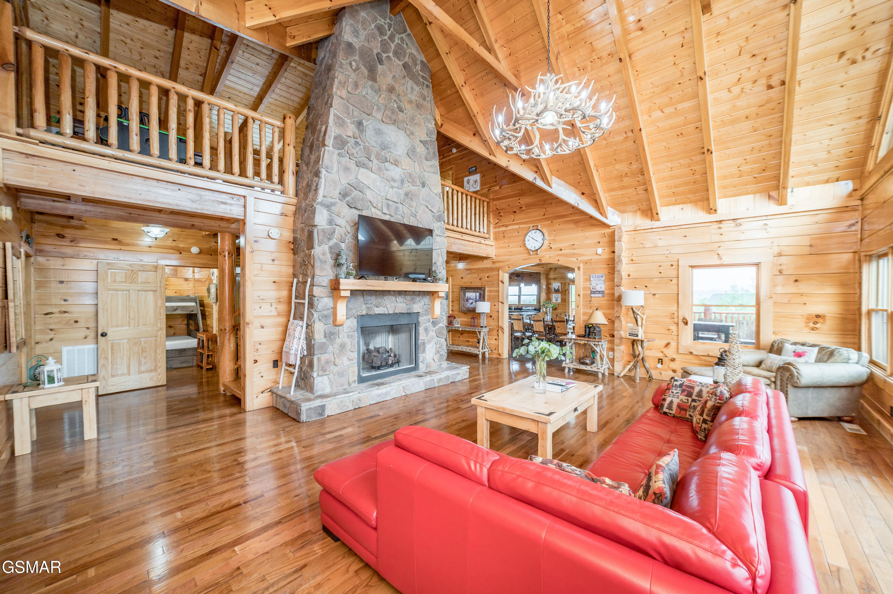 1119 N Trail Drive Drive