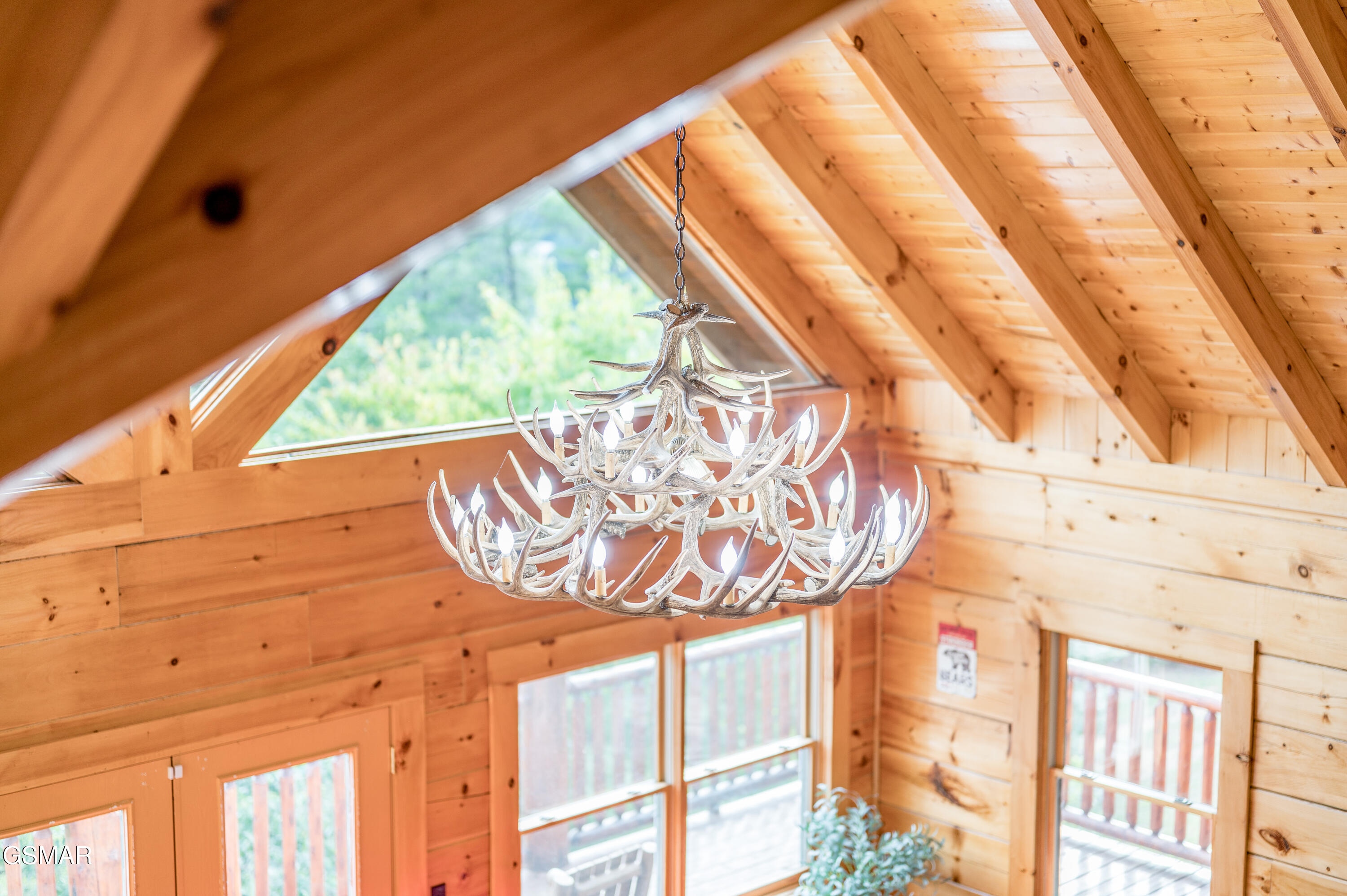 1119 N Trail Drive Drive