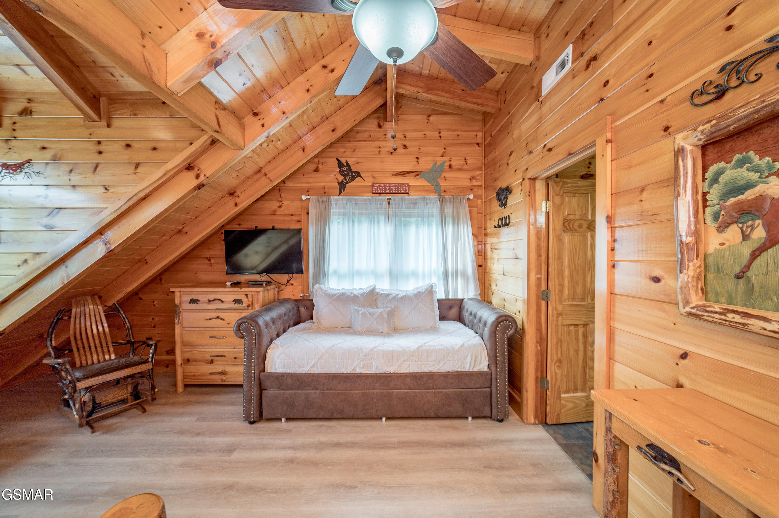 1119 N Trail Drive Drive