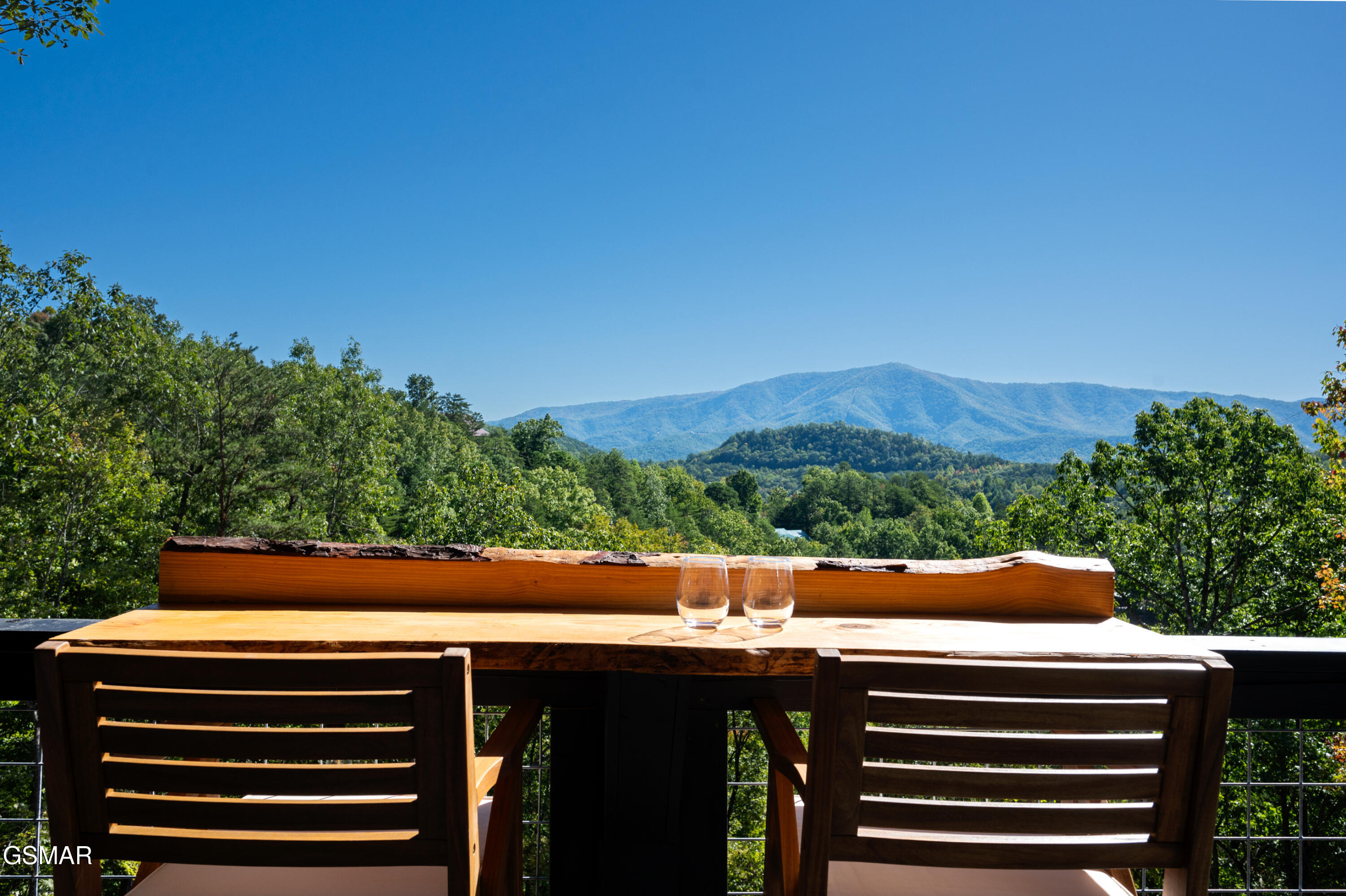 2526 Raccoon Hollow Way Way