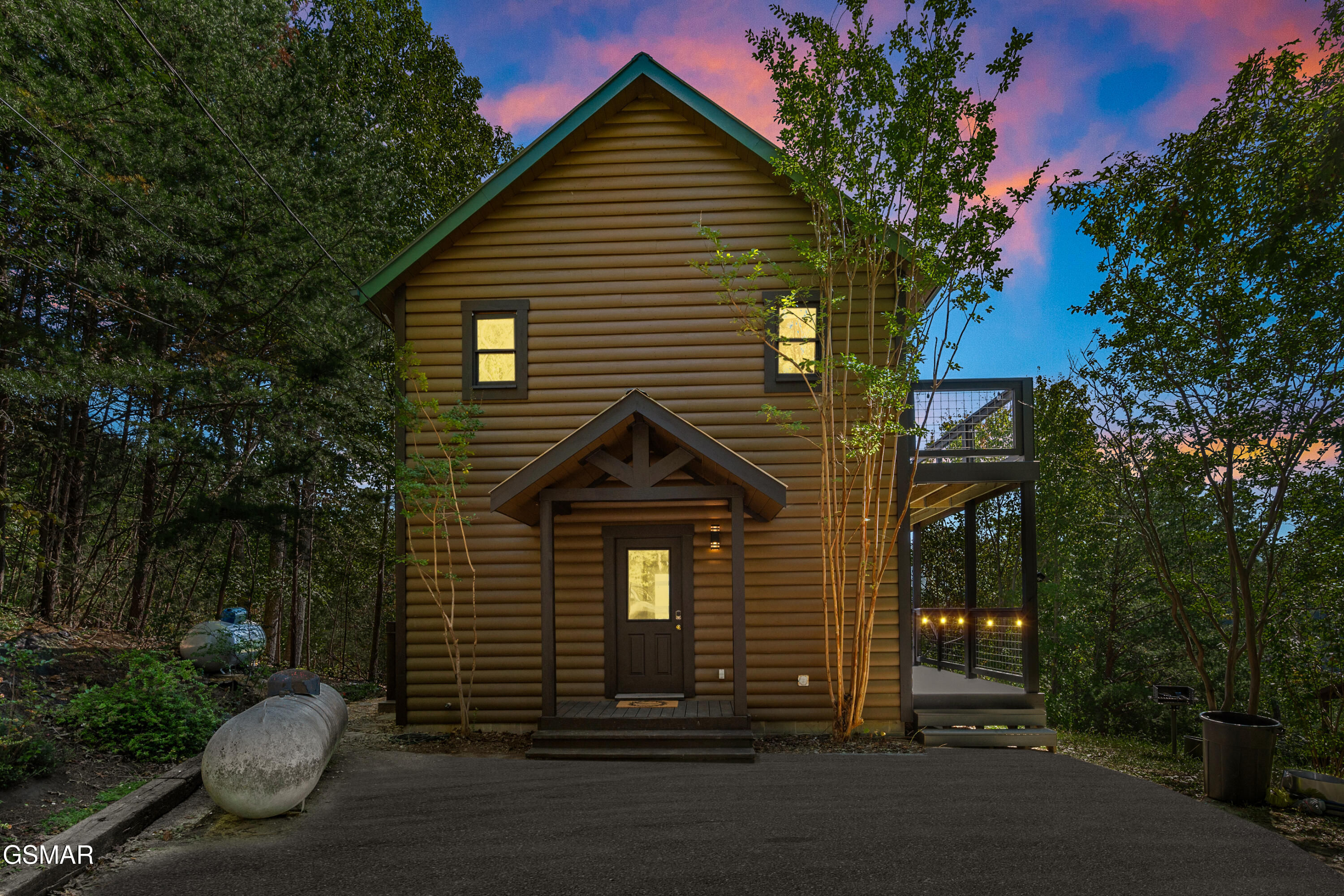 2526 Raccoon Hollow Way Way