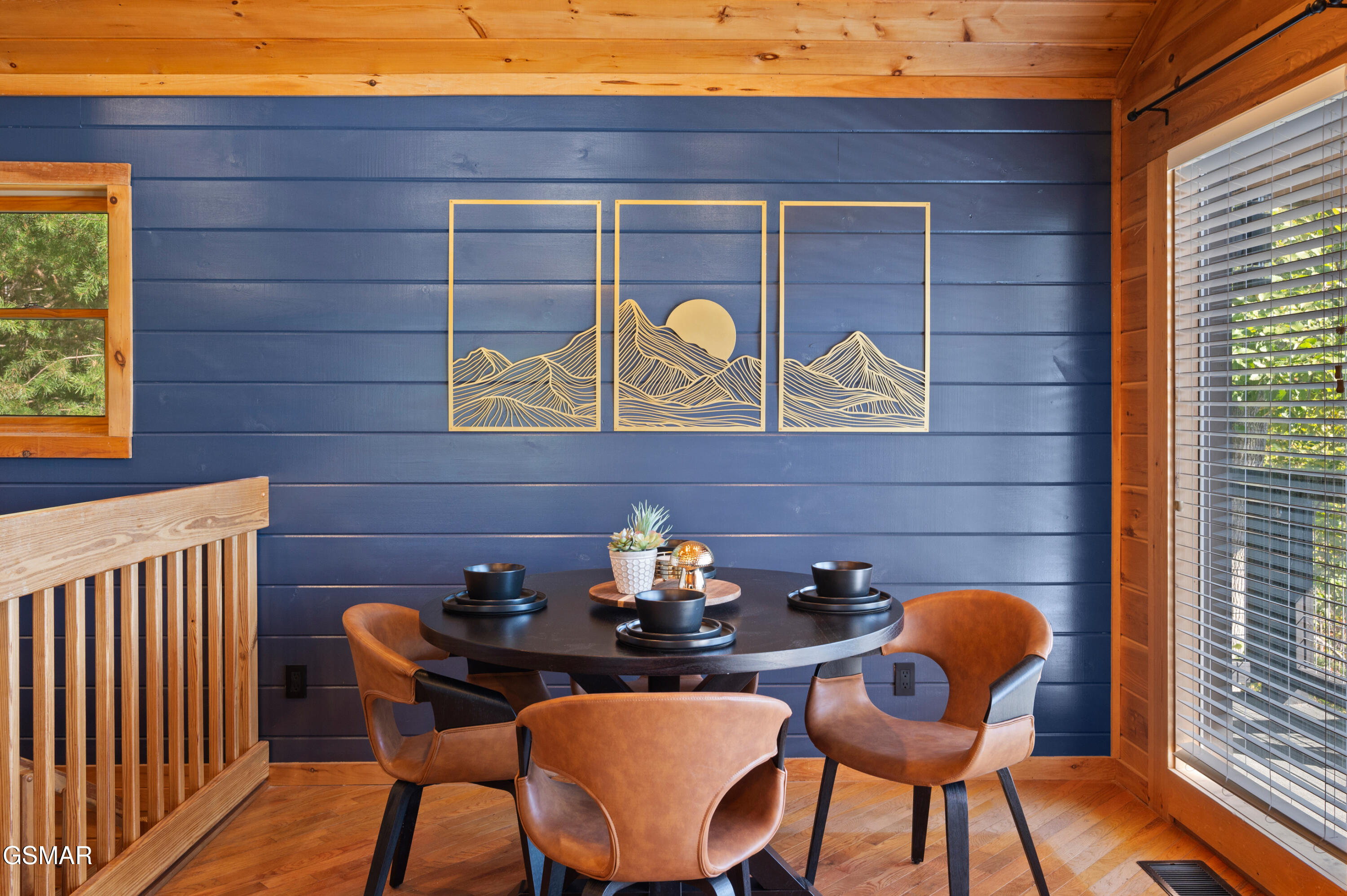 2526 Raccoon Hollow Way Way