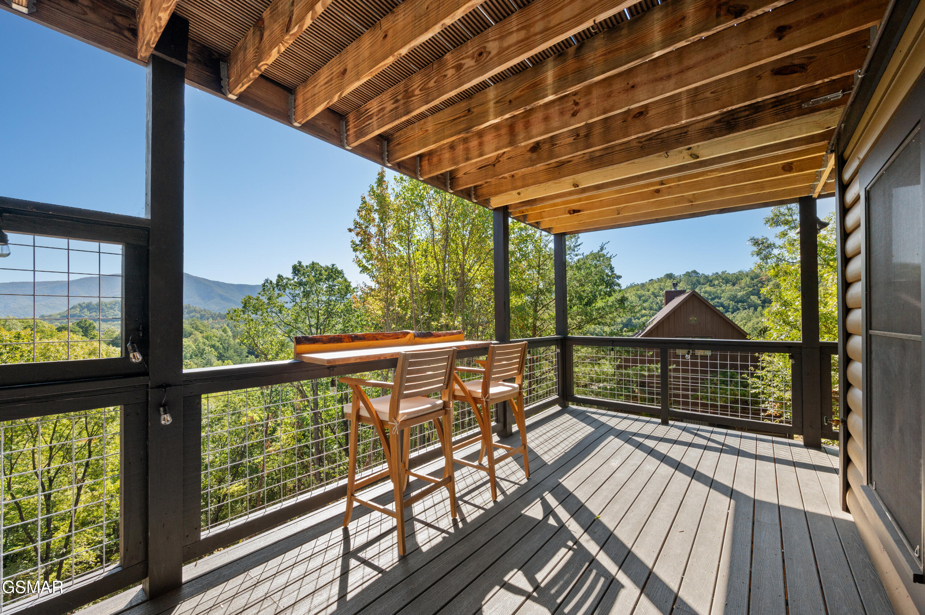 2526 Raccoon Hollow Way Way