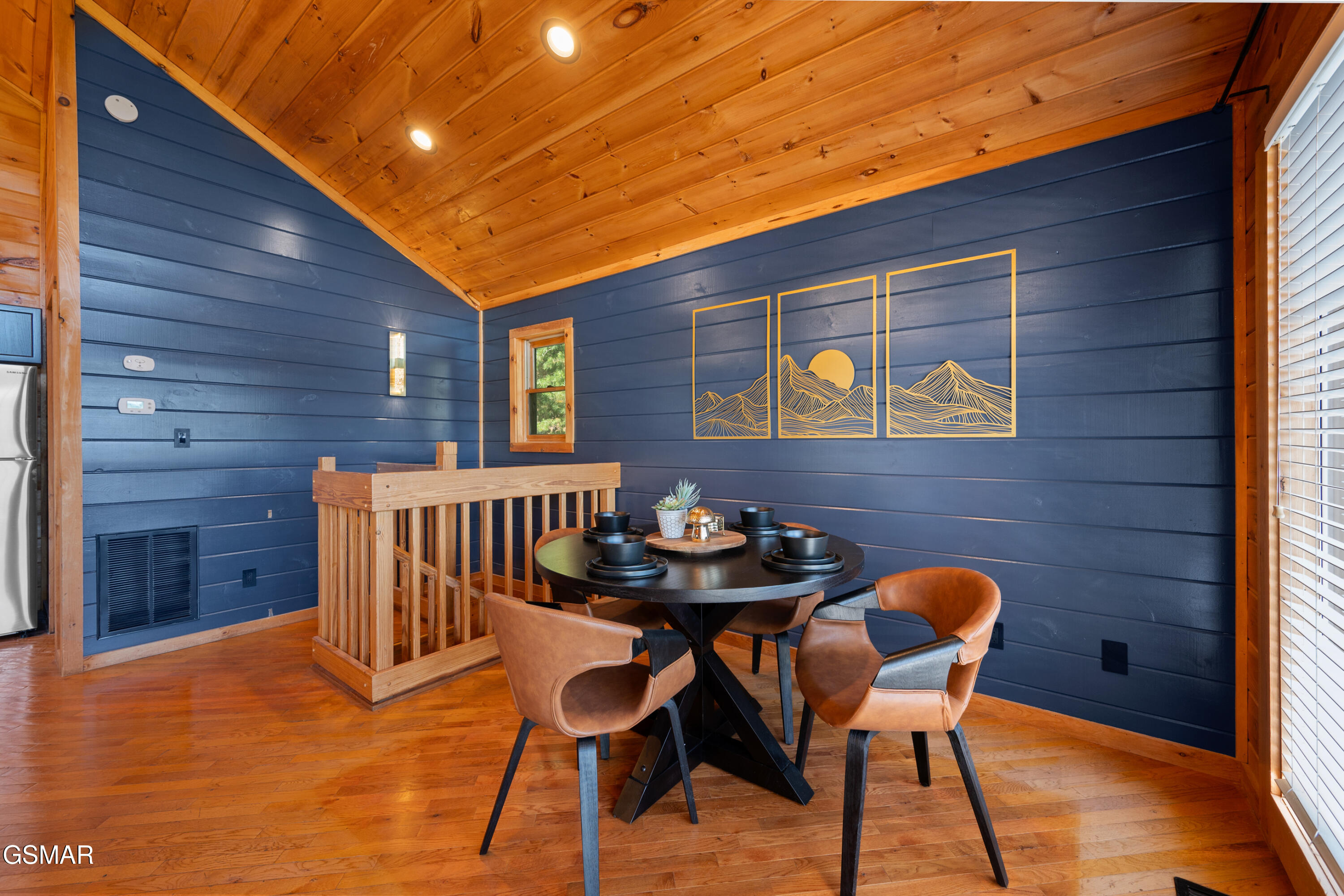 2526 Raccoon Hollow Way Way