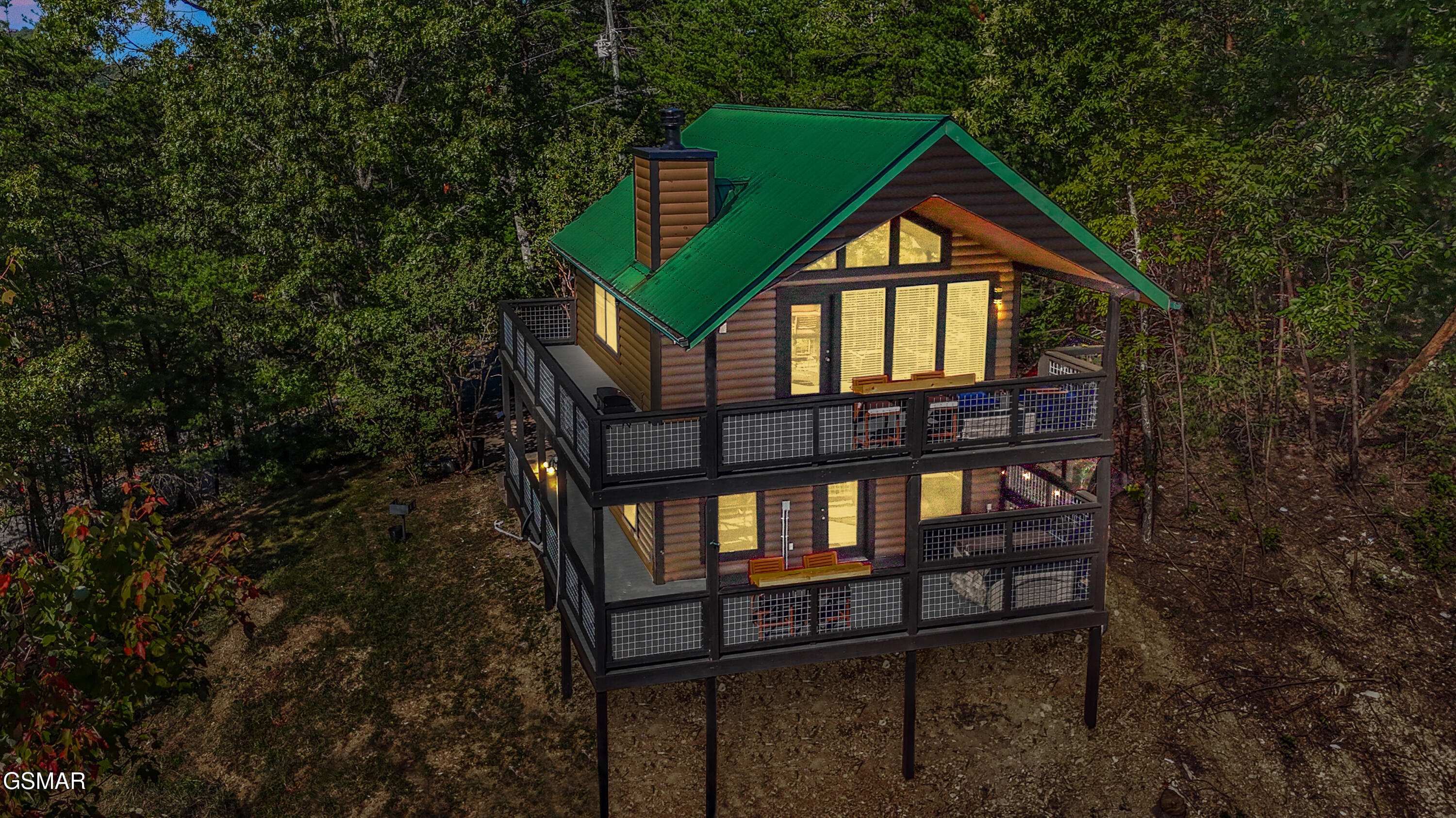 2526 Raccoon Hollow Way Way