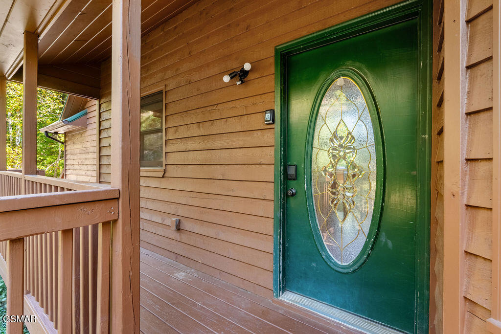 2732 Pine Crest Lane Lane