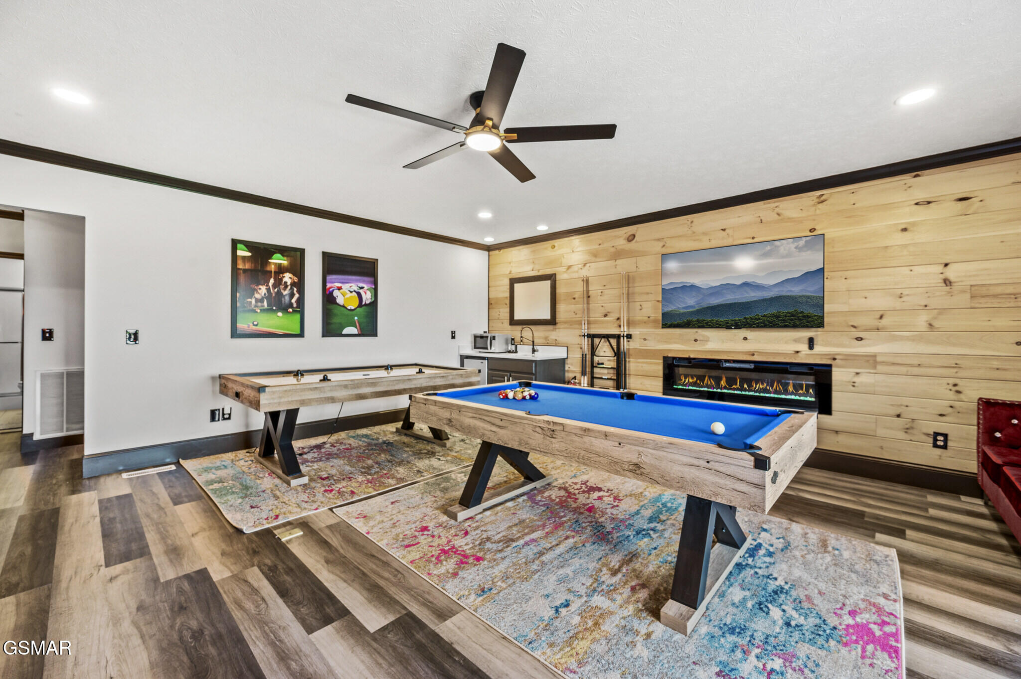 450 Maggie Mack Lane