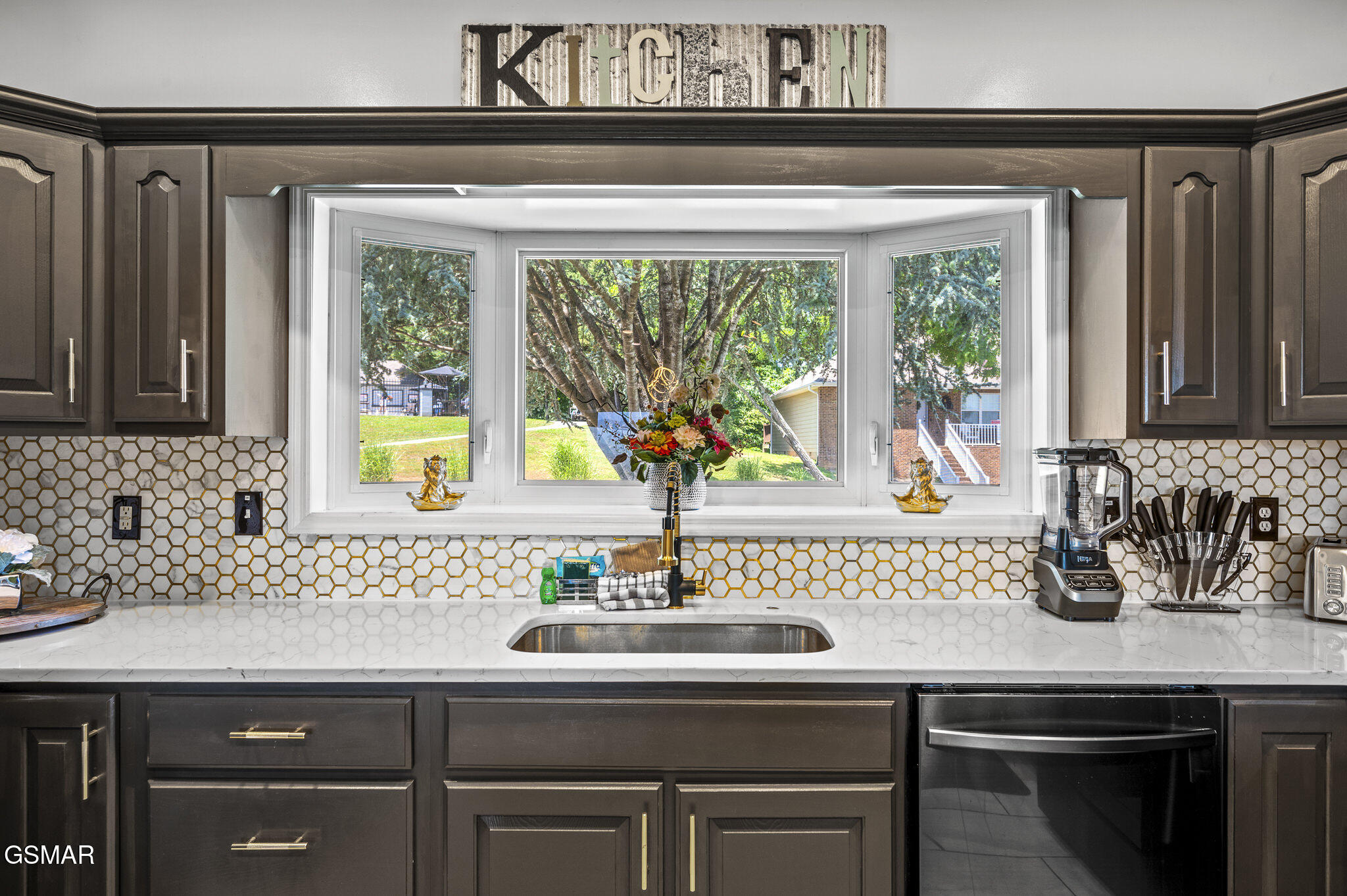 450 Maggie Mack Lane