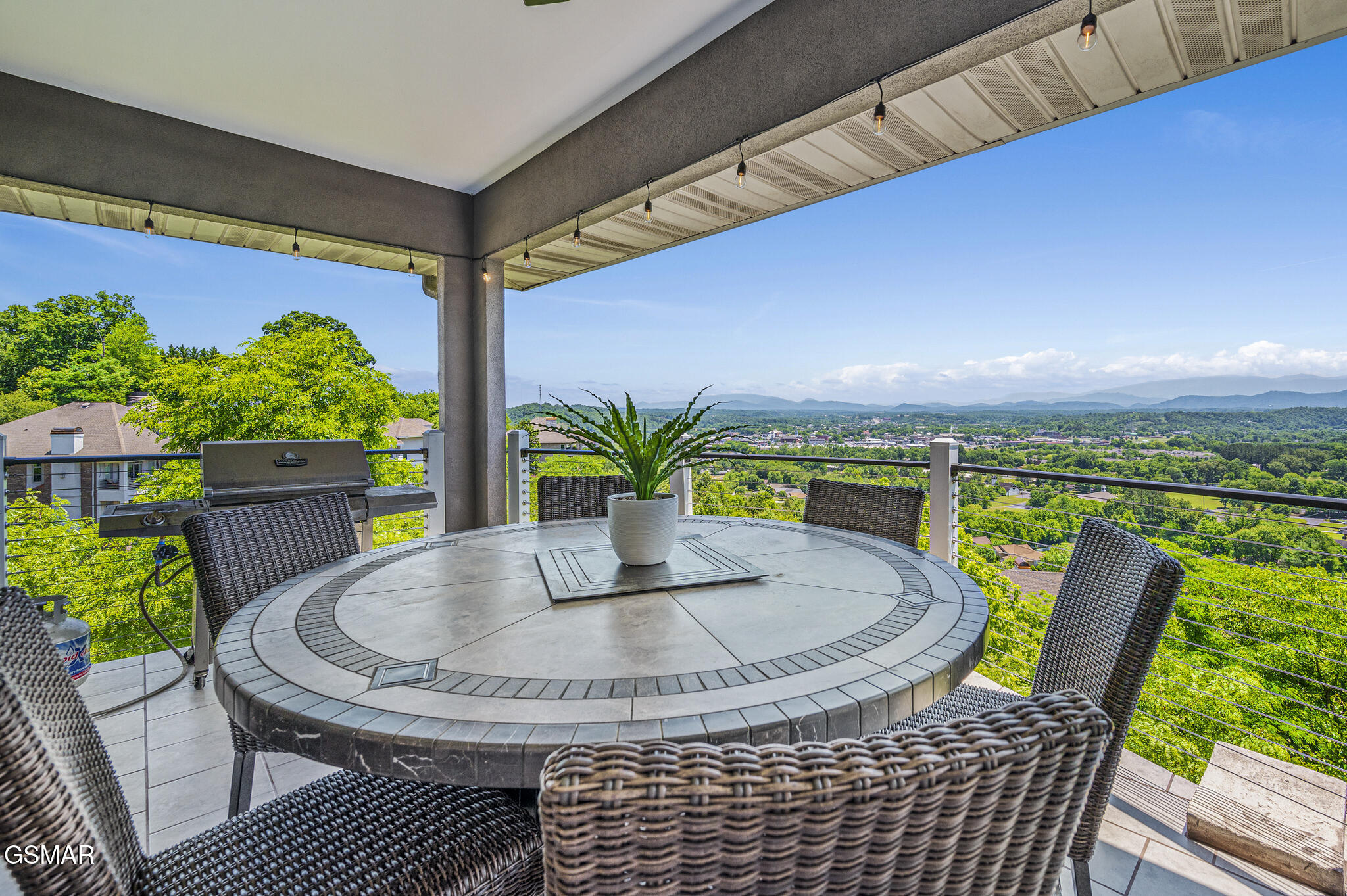 450 Maggie Mack Lane