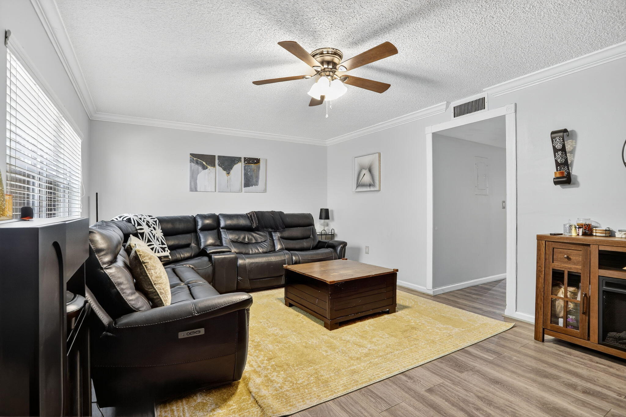 9050 NW 28th St 123