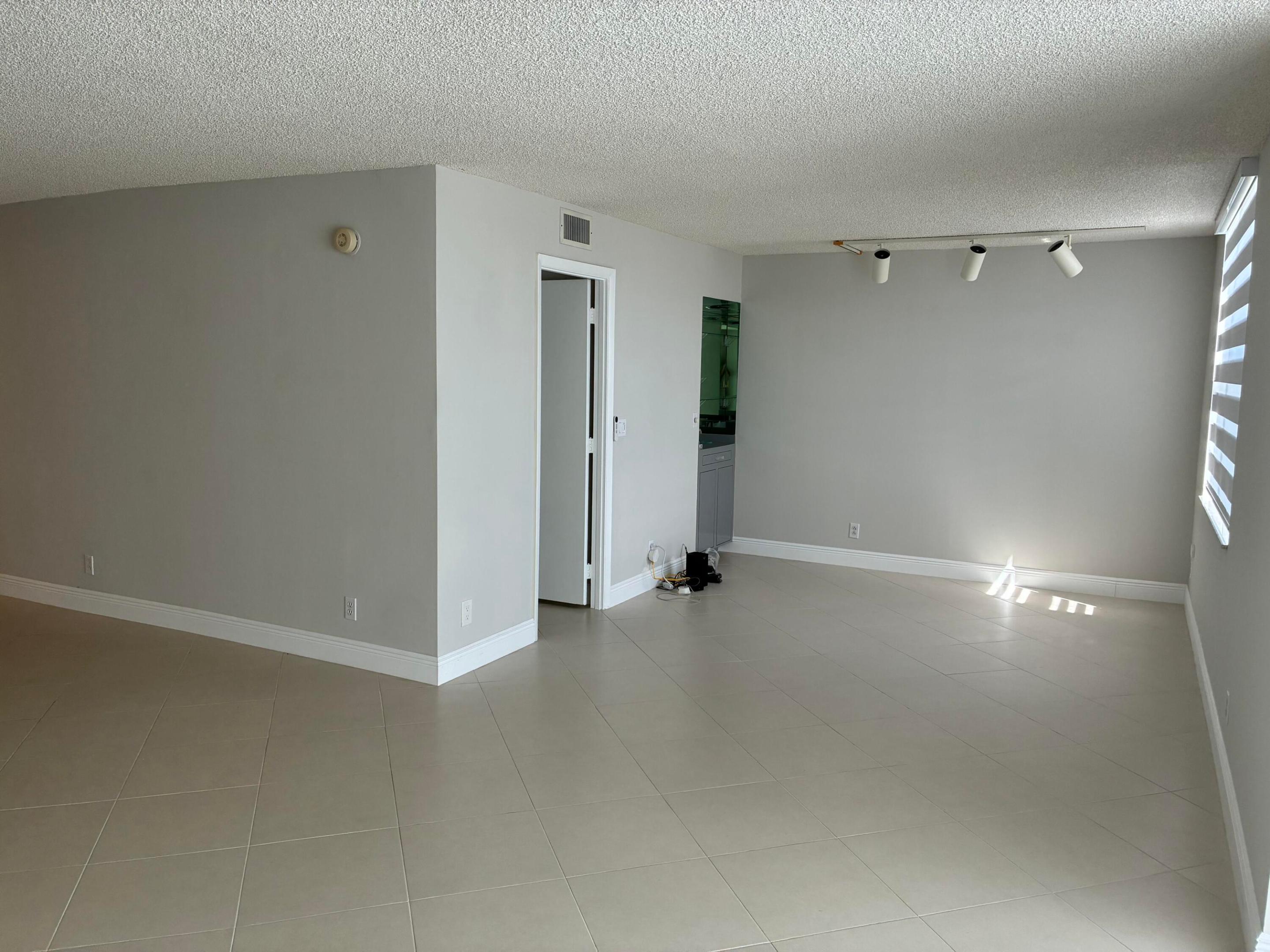 6200 NW 2nd Ave