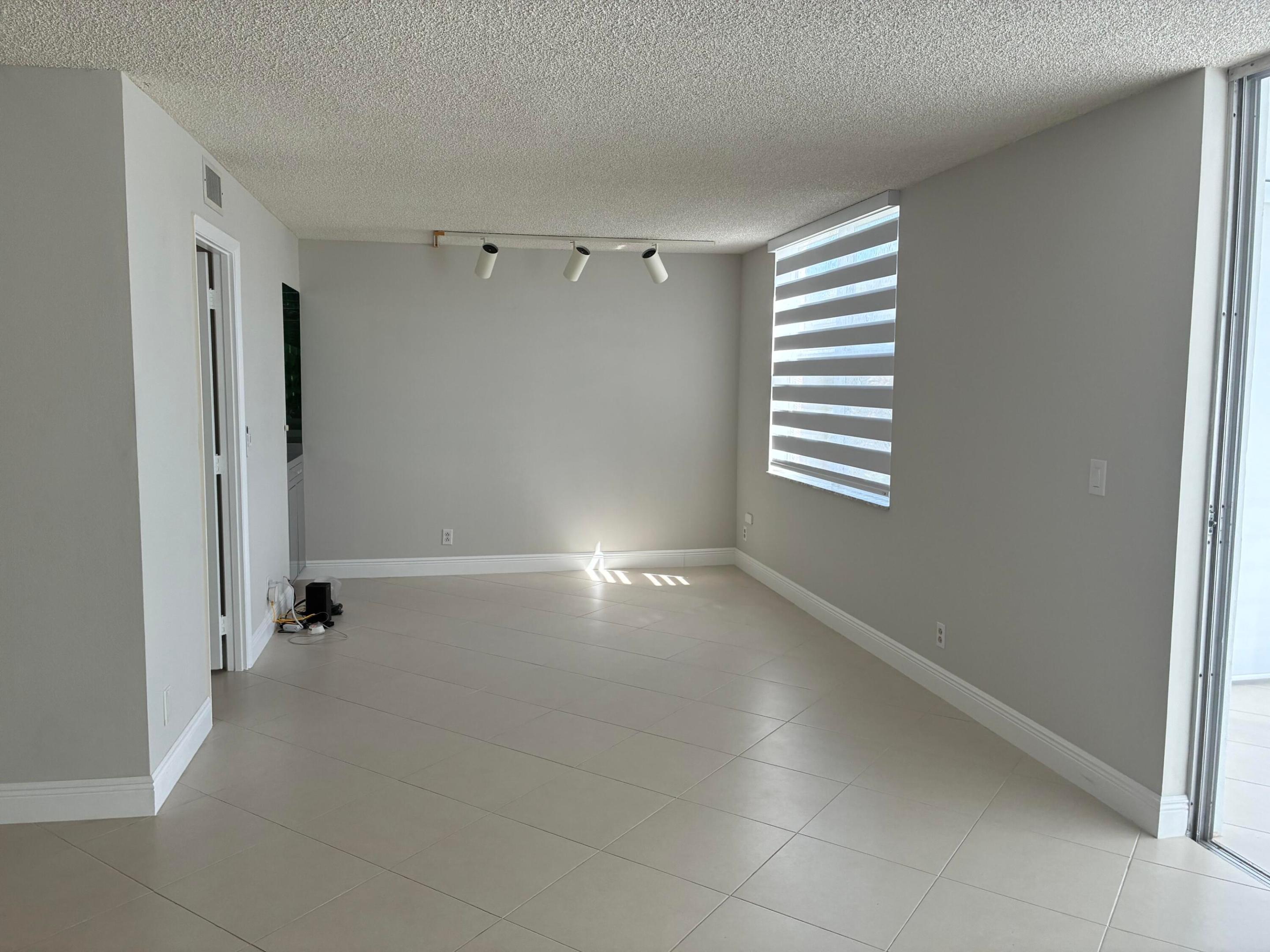 6200 NW 2nd Ave