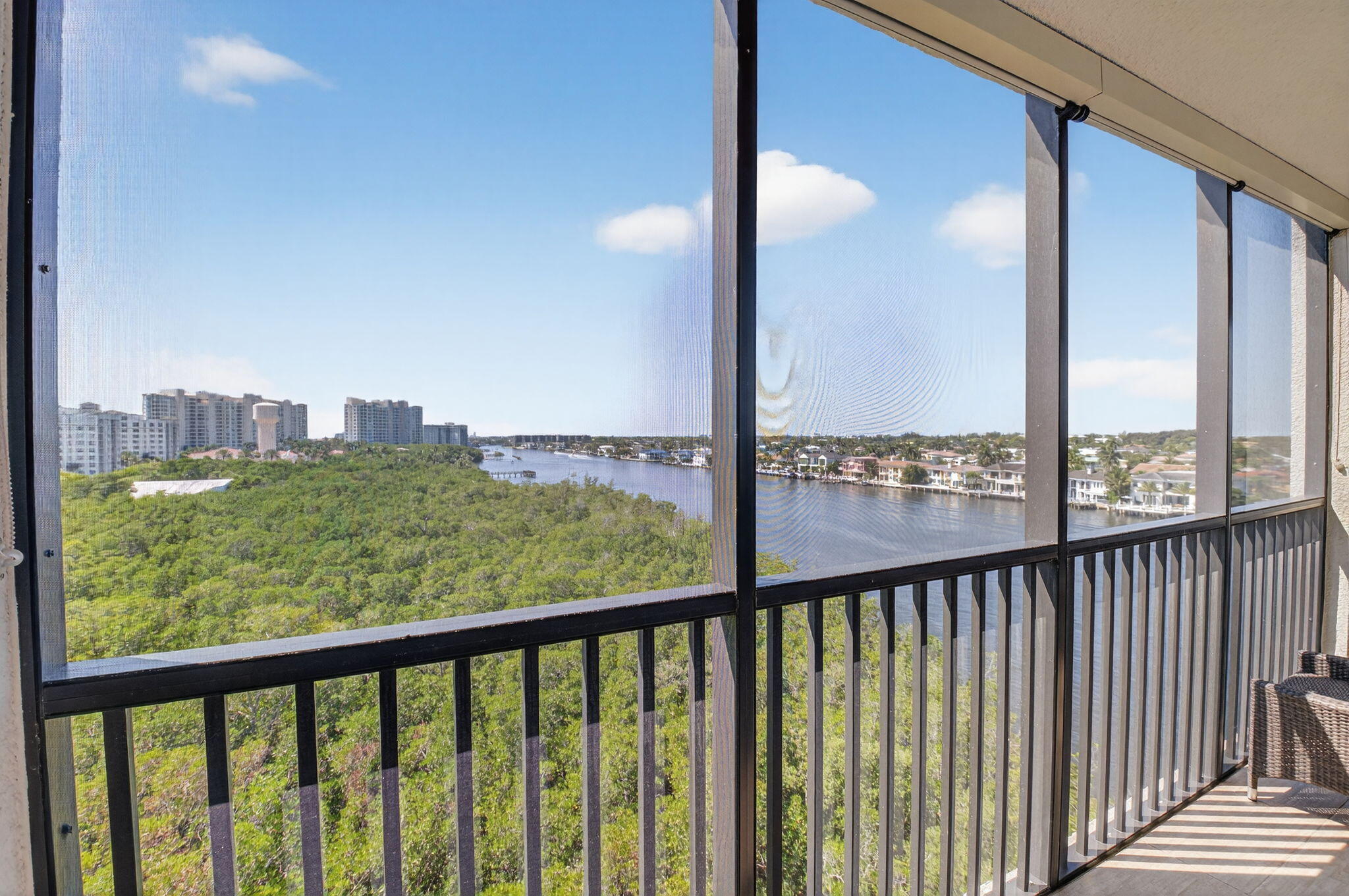 3420 S Ocean Boulevard 8z