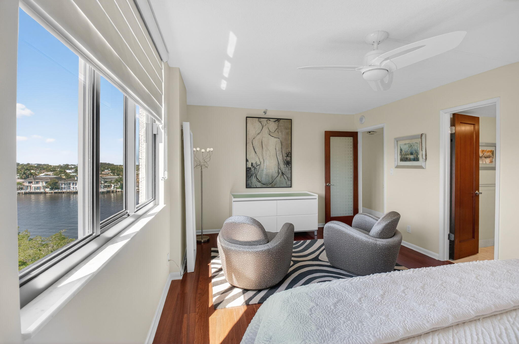 3420 S Ocean Boulevard 8z
