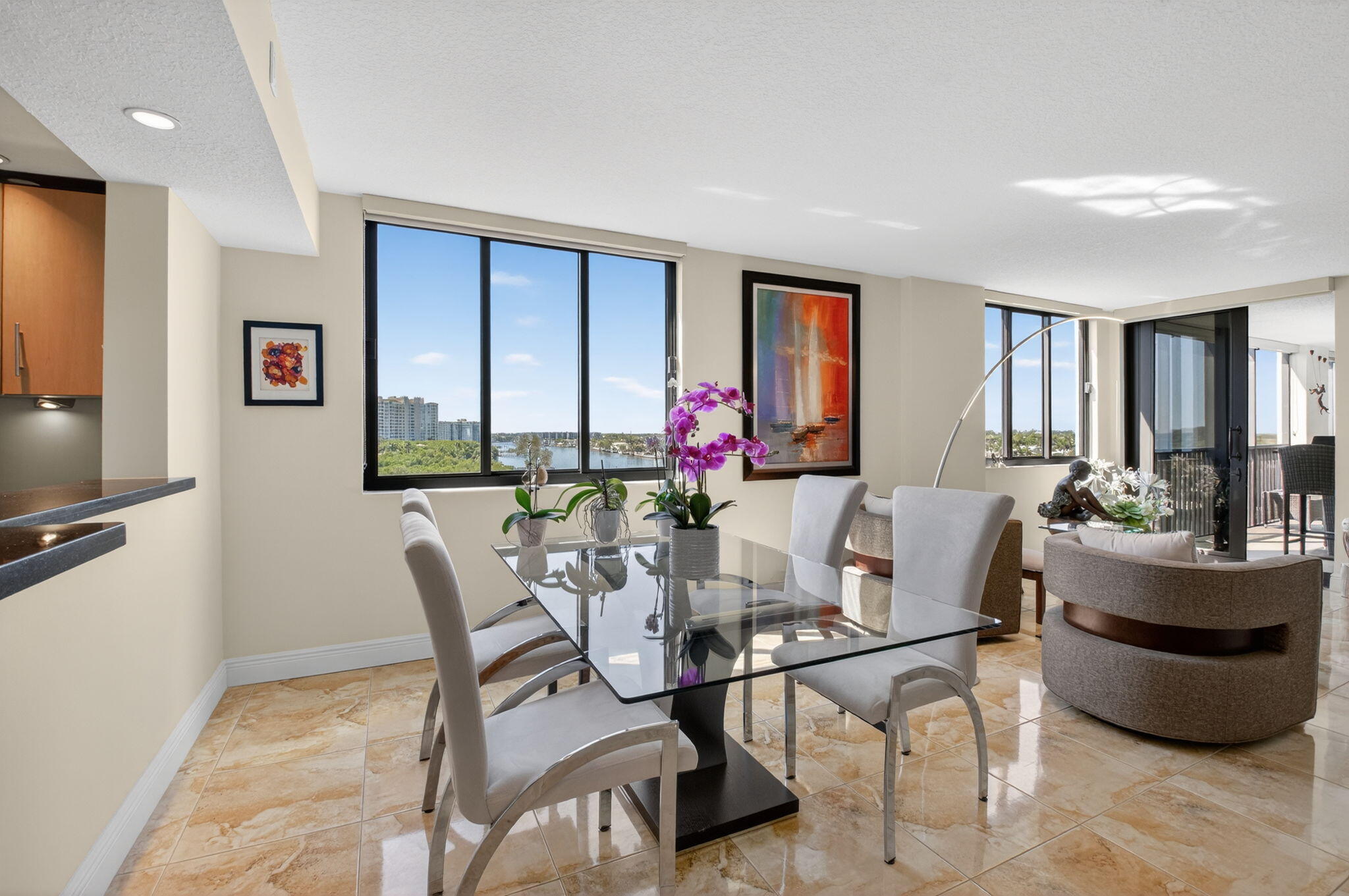 3420 S Ocean Boulevard 8z