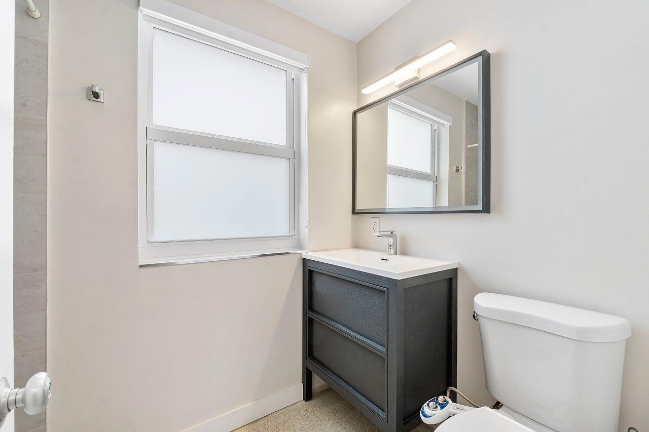 1221 Hillsboro Mile 43b