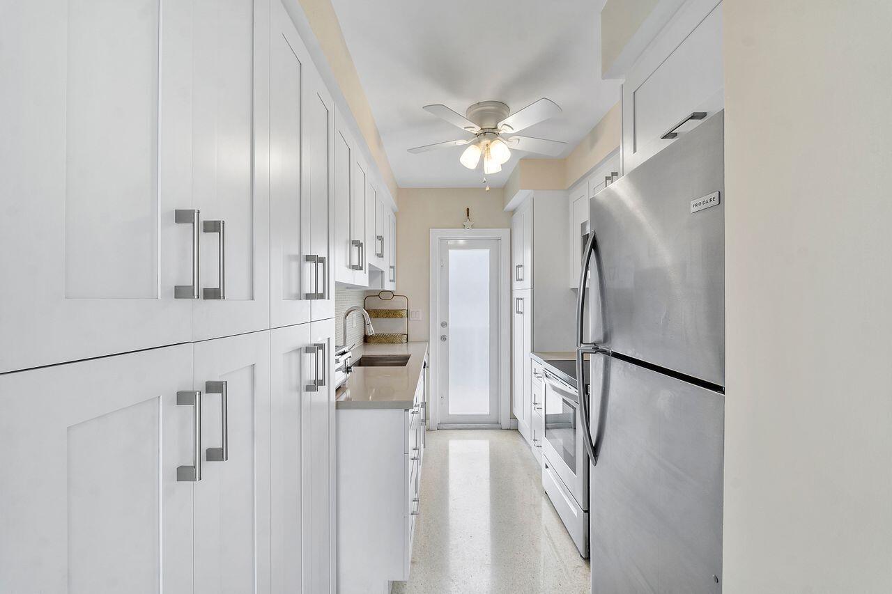 1221 Hillsboro Mile 43b
