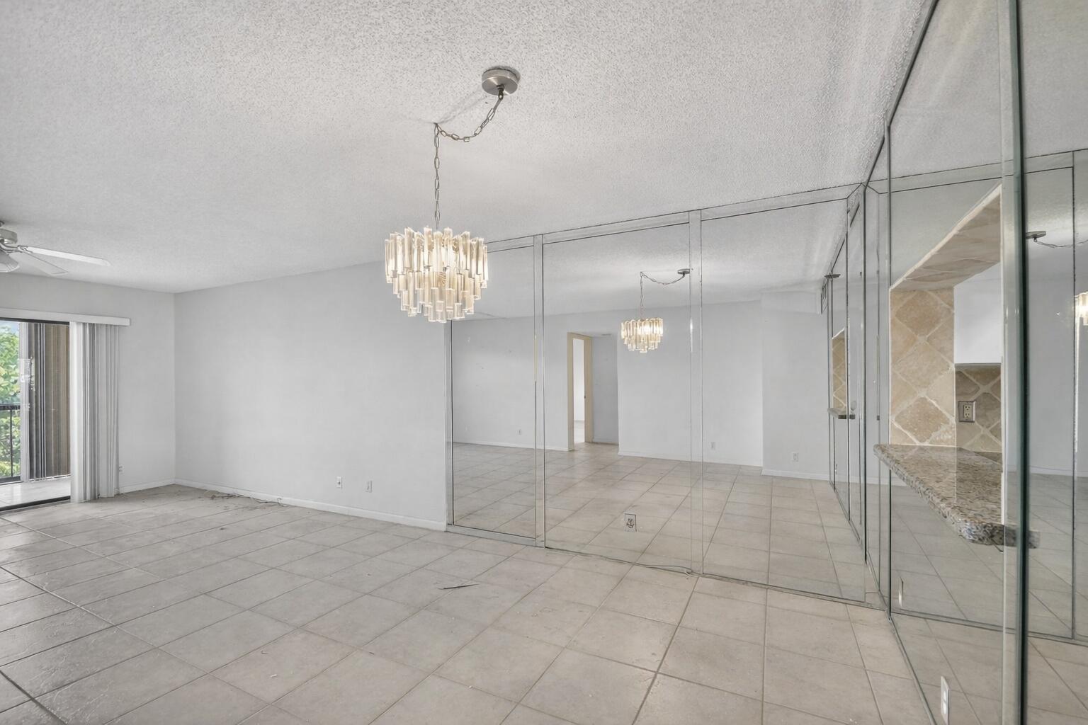 7076 Huntington Lane 503