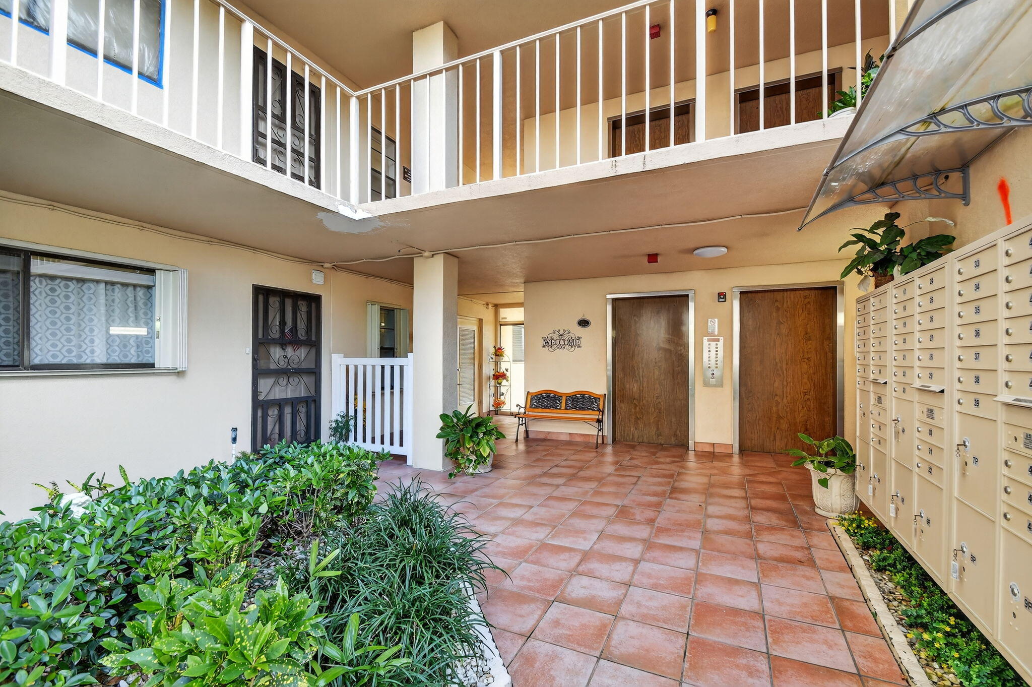 7076 Huntington Lane 503