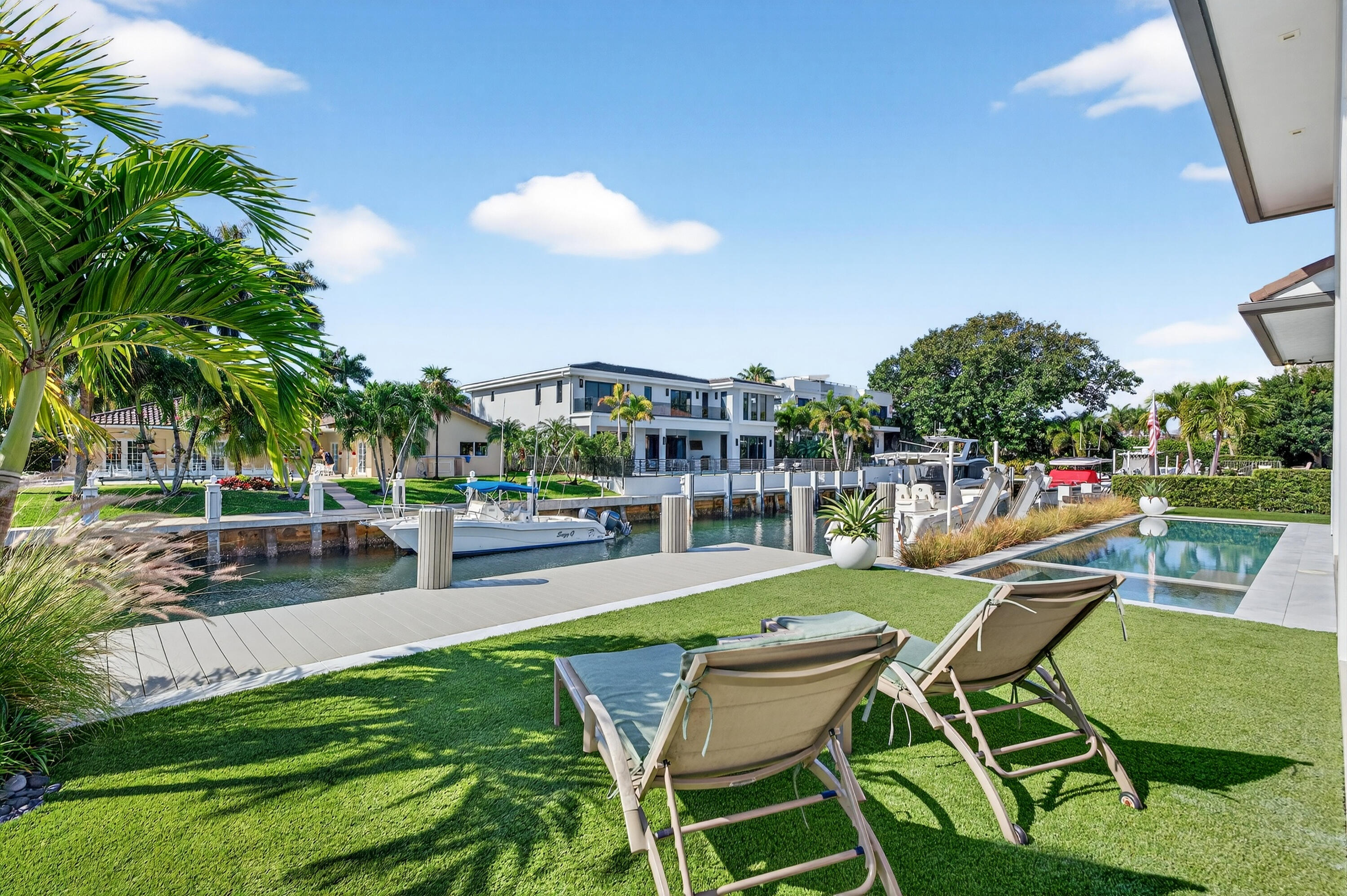 520 Golden Harbour Drive