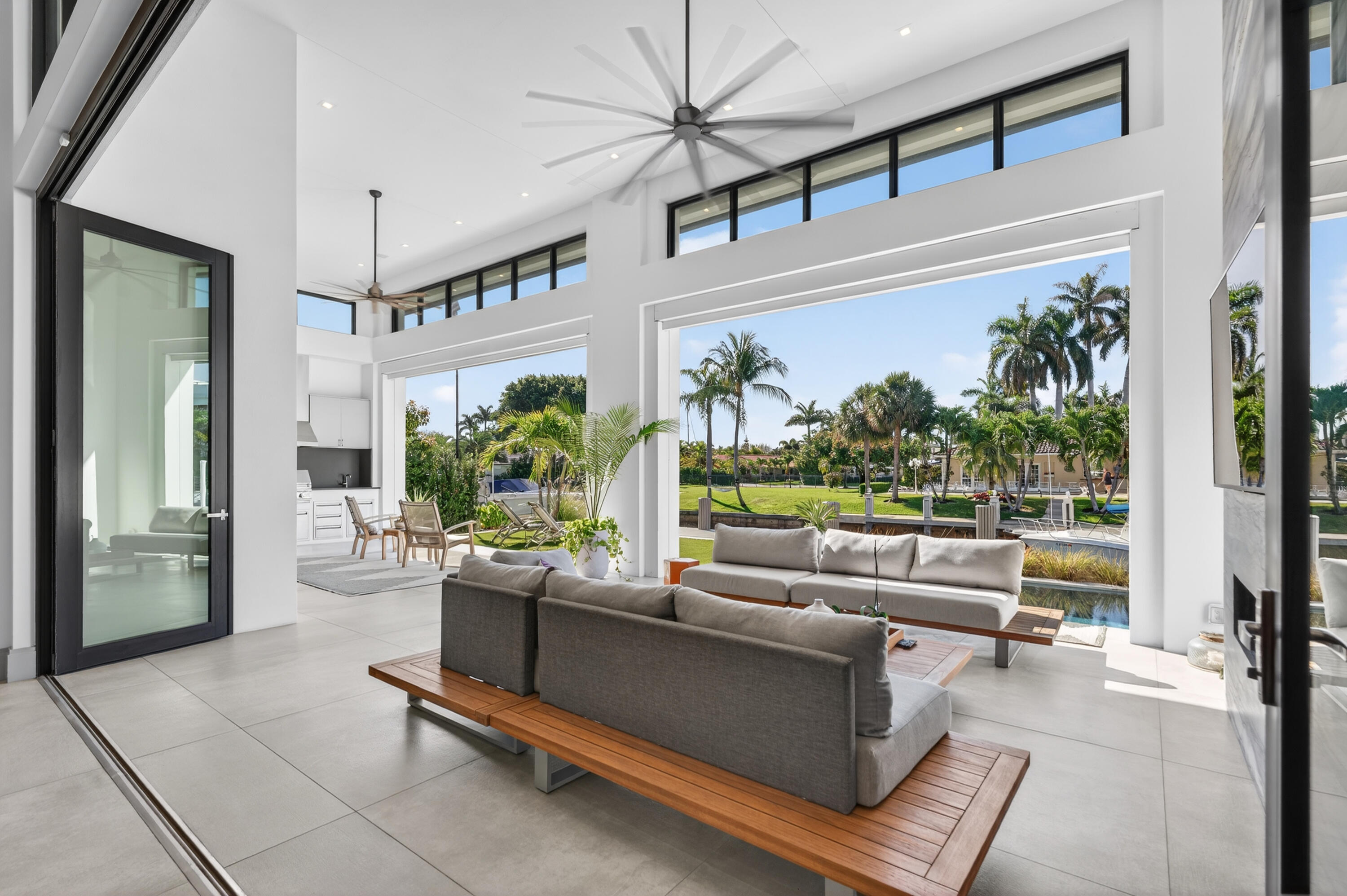 520 Golden Harbour Drive