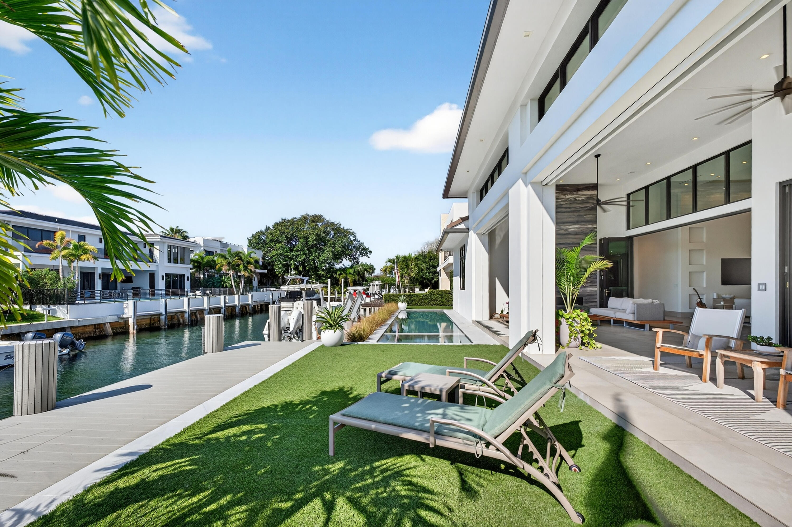 520 Golden Harbour Drive