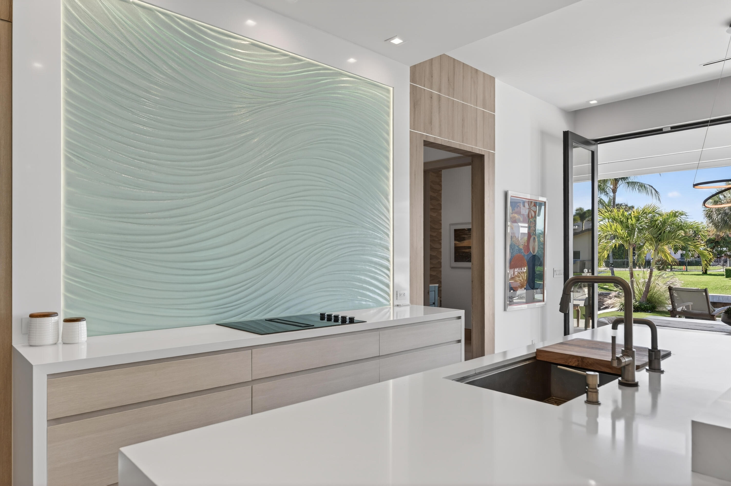 520 Golden Harbour Drive