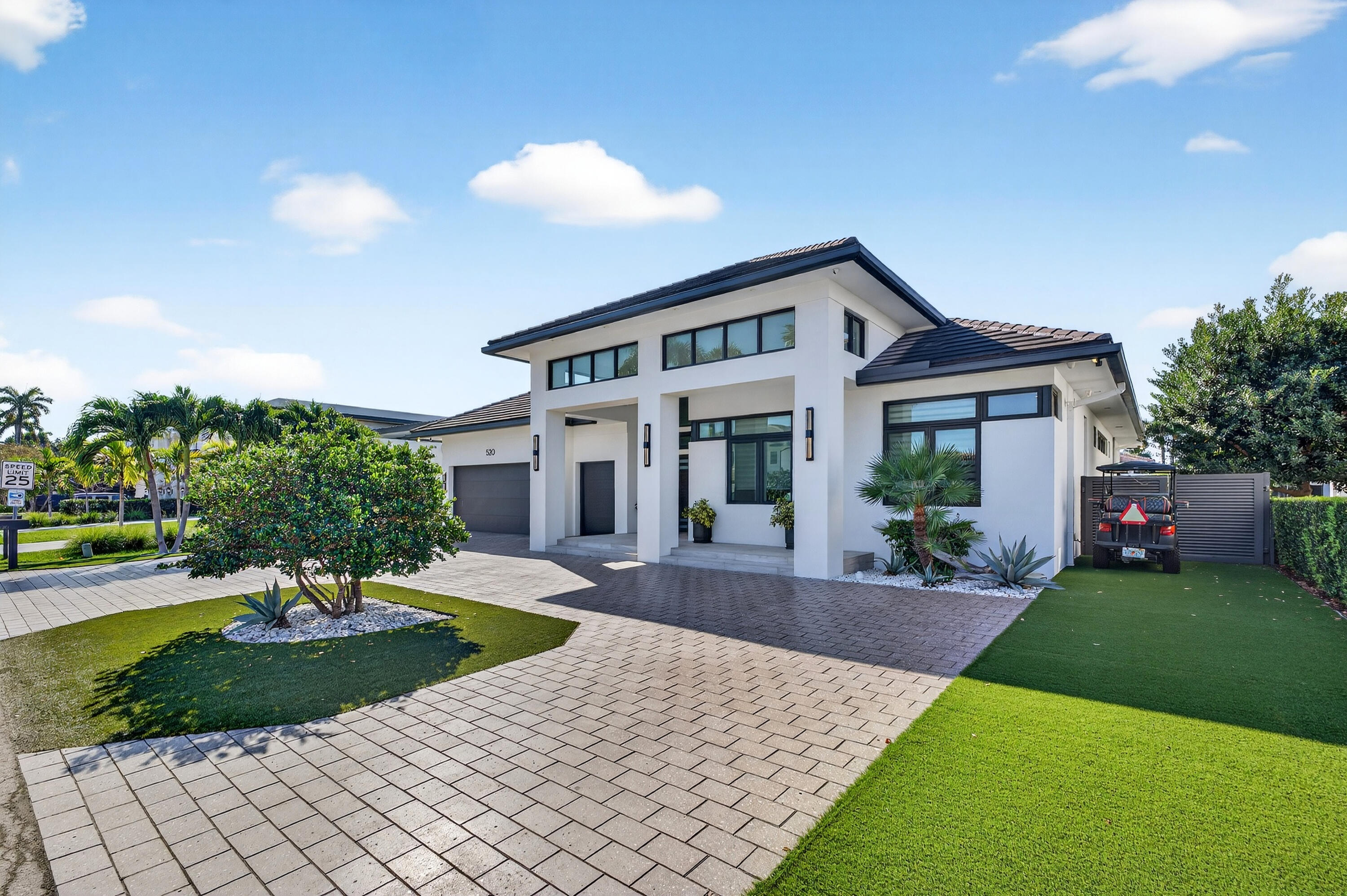 520 Golden Harbour Drive
