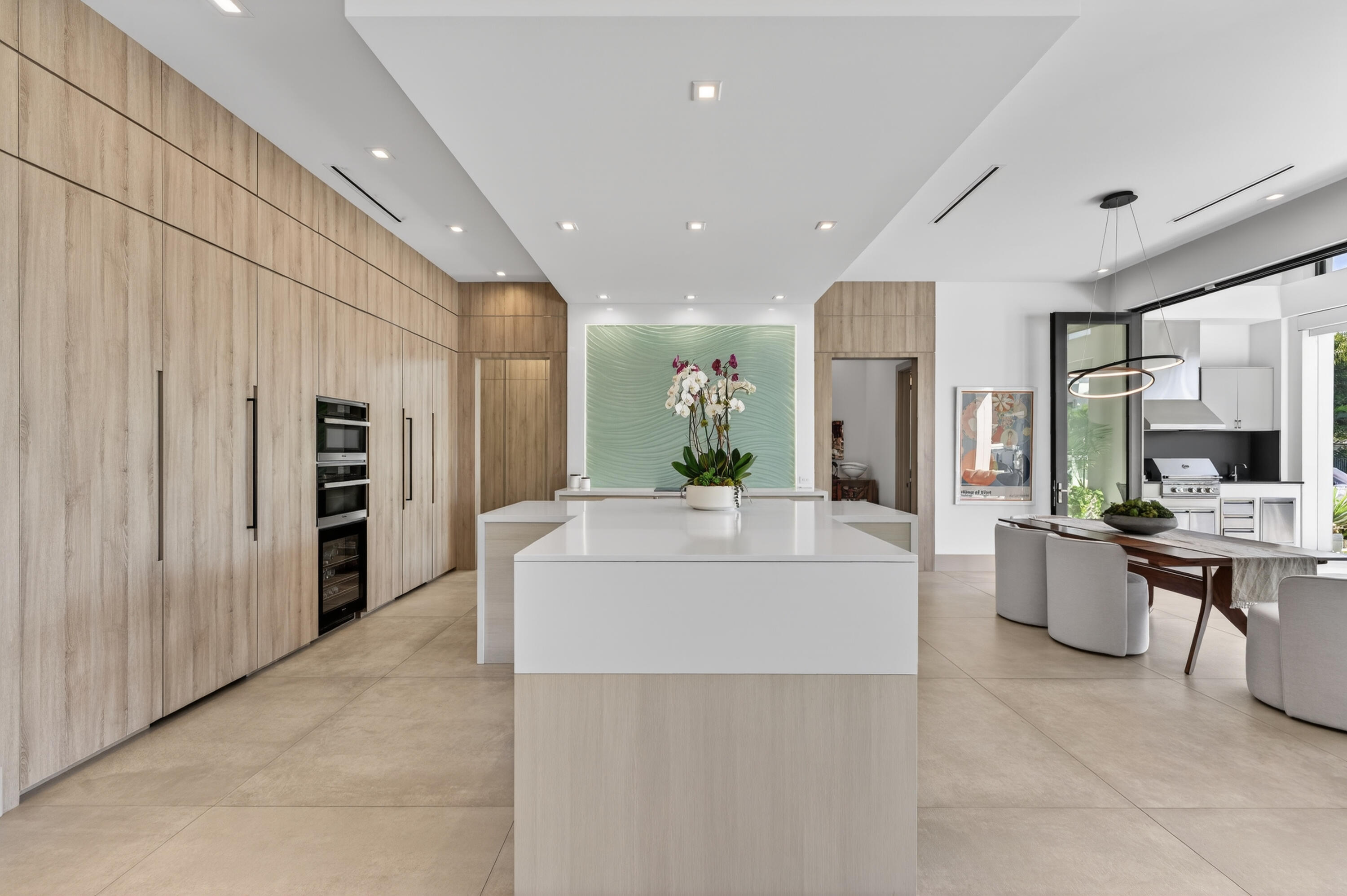 520 Golden Harbour Drive