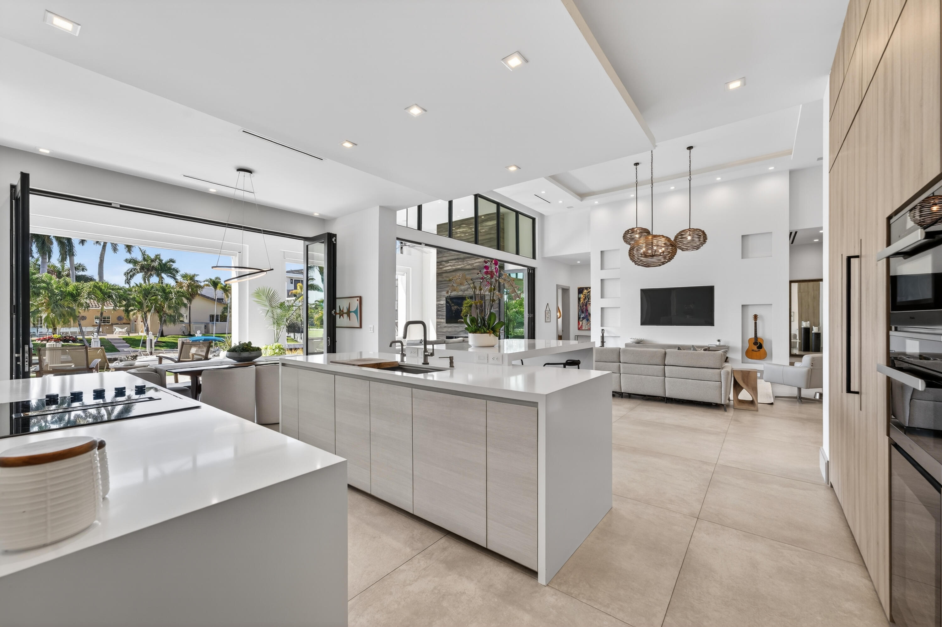 520 Golden Harbour Drive