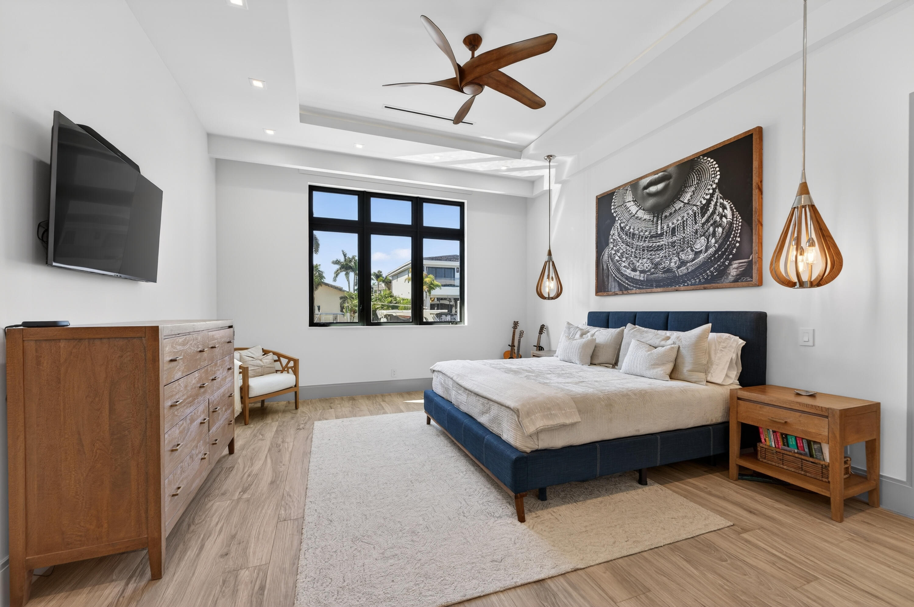 520 Golden Harbour Drive