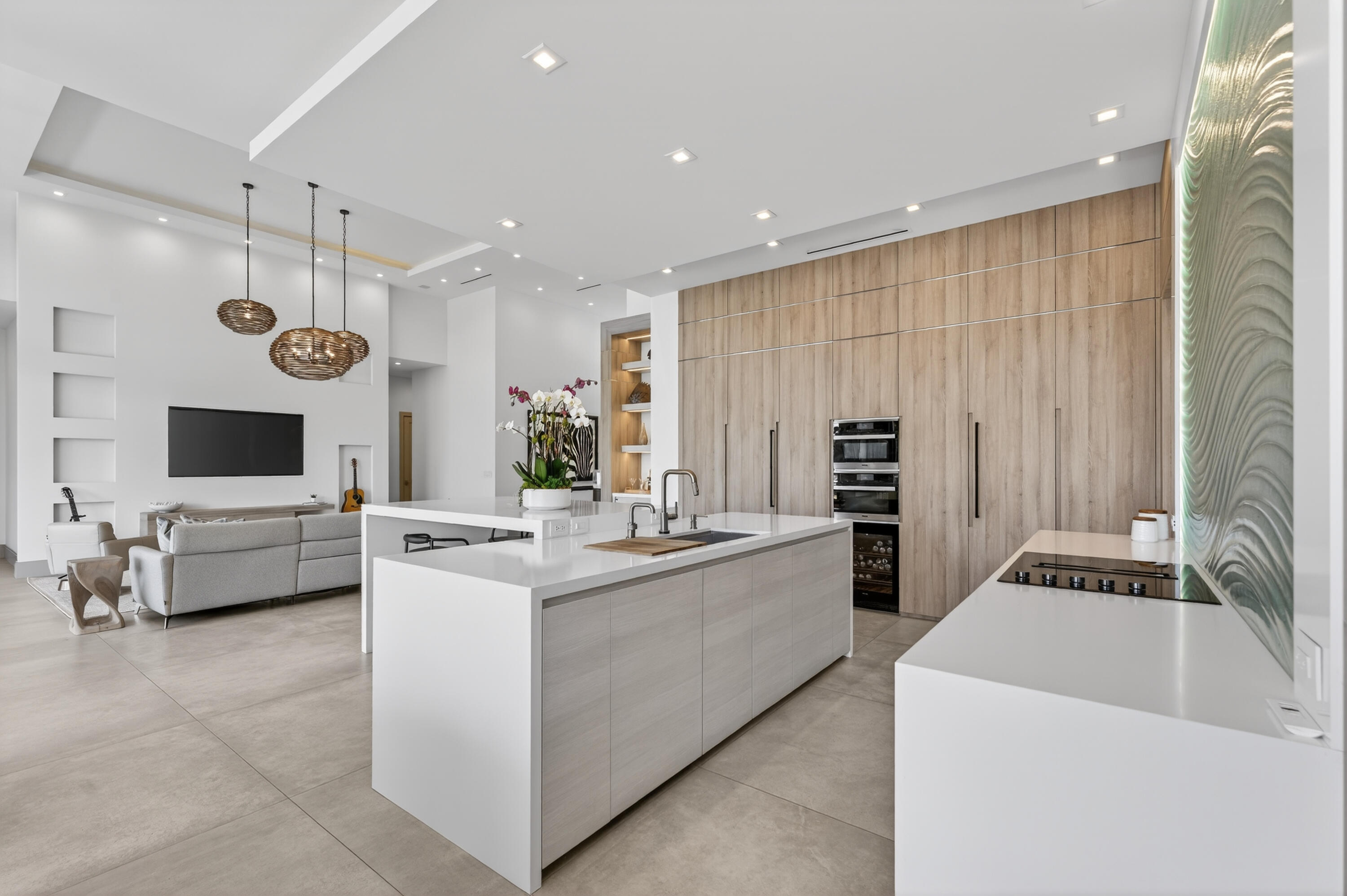 520 Golden Harbour Drive